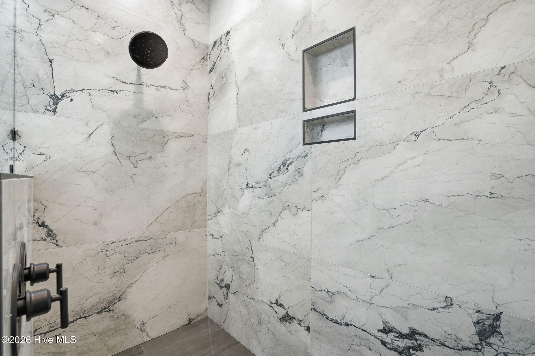 100554996 | Photo 65