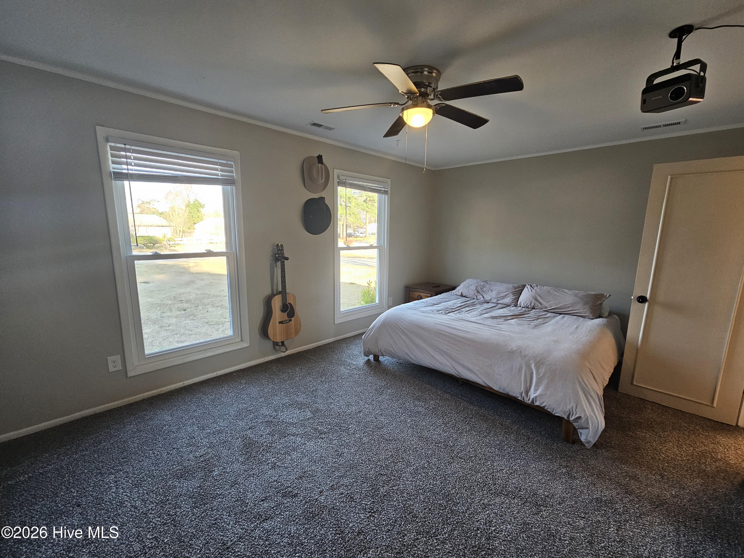 100559274 | Photo 10