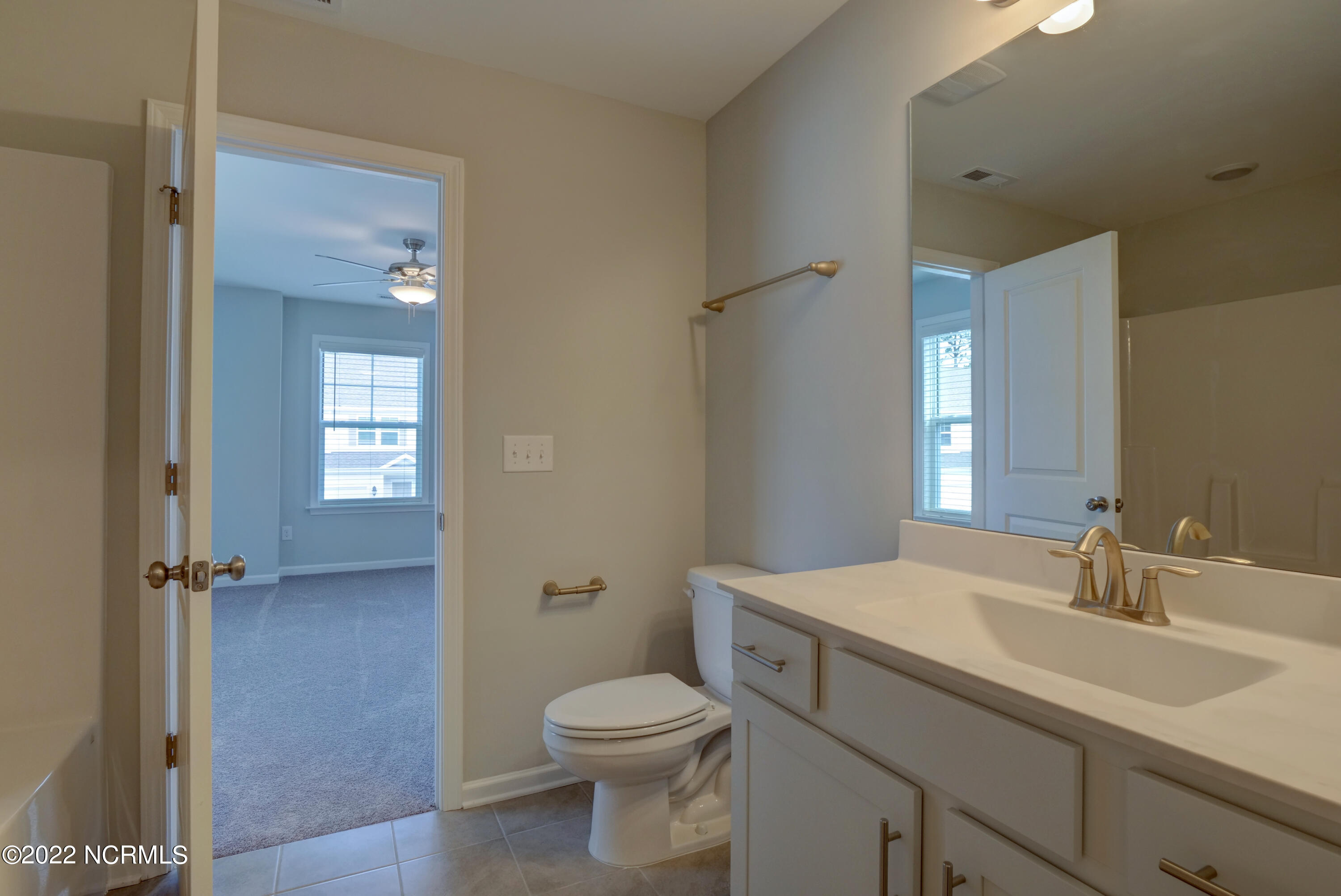 100528514 | Photo 10