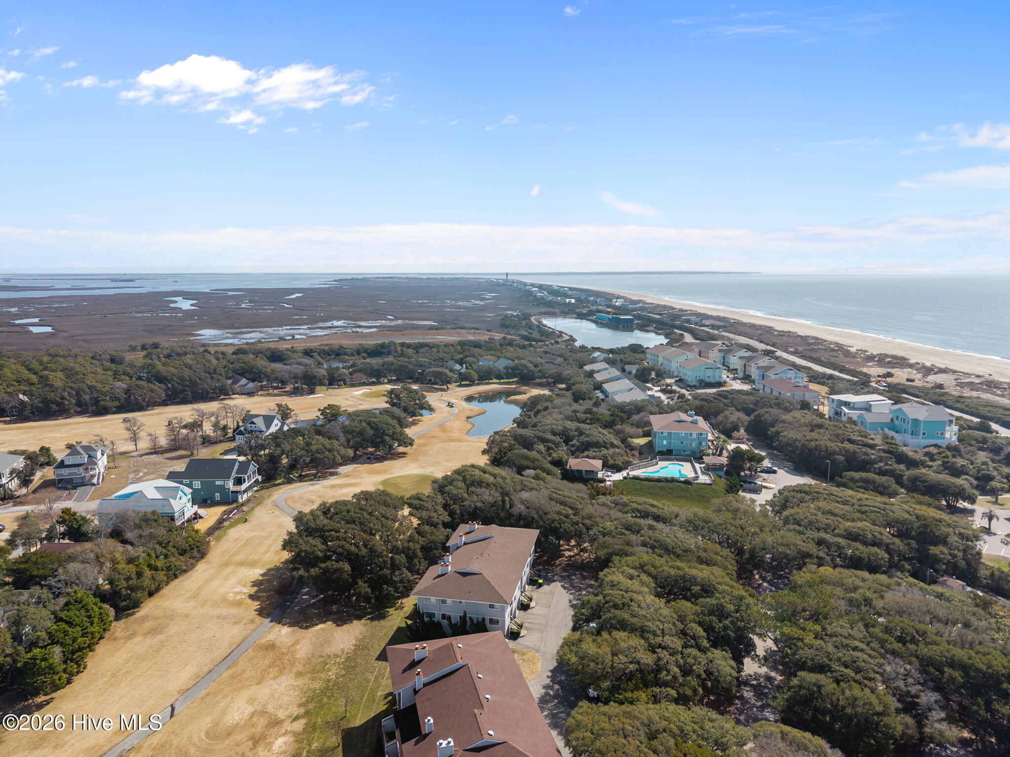 100558305 | Photo 49