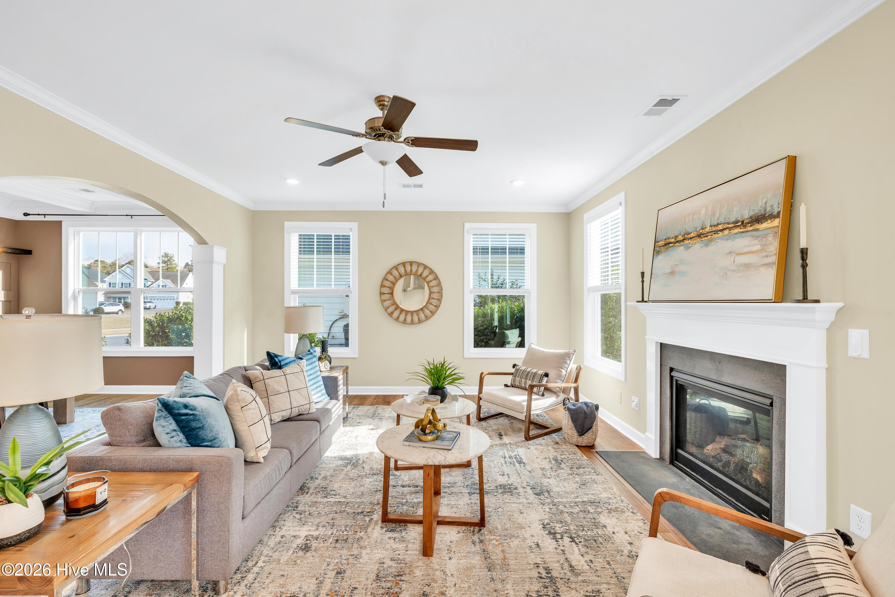 100548253 | Photo 12