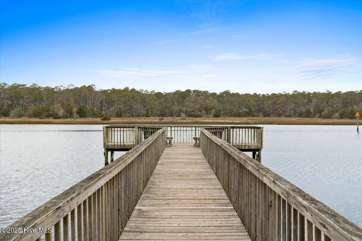 106 SW 24th Street, Oak Island, NC, 28465