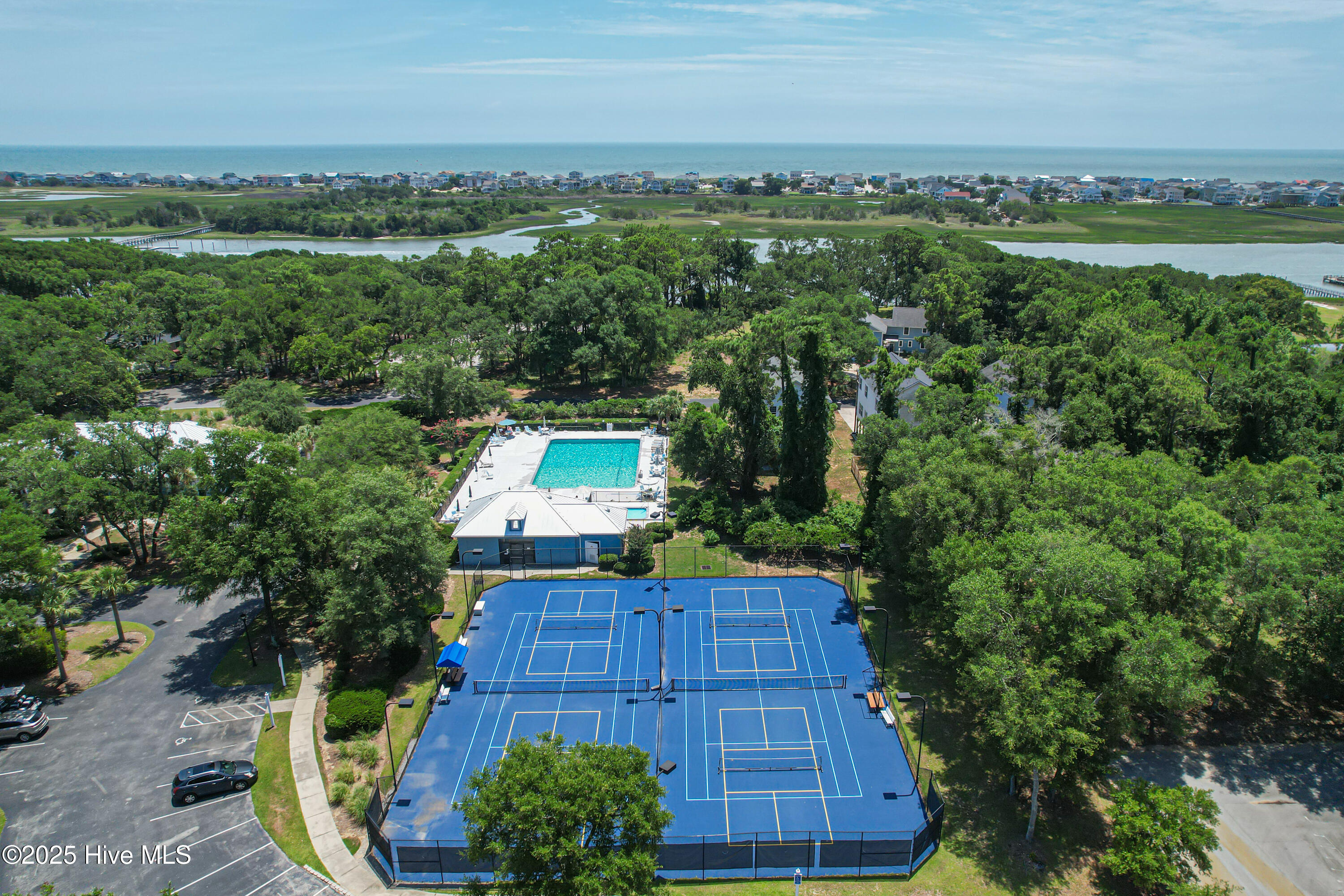 100553123 | Photo 15