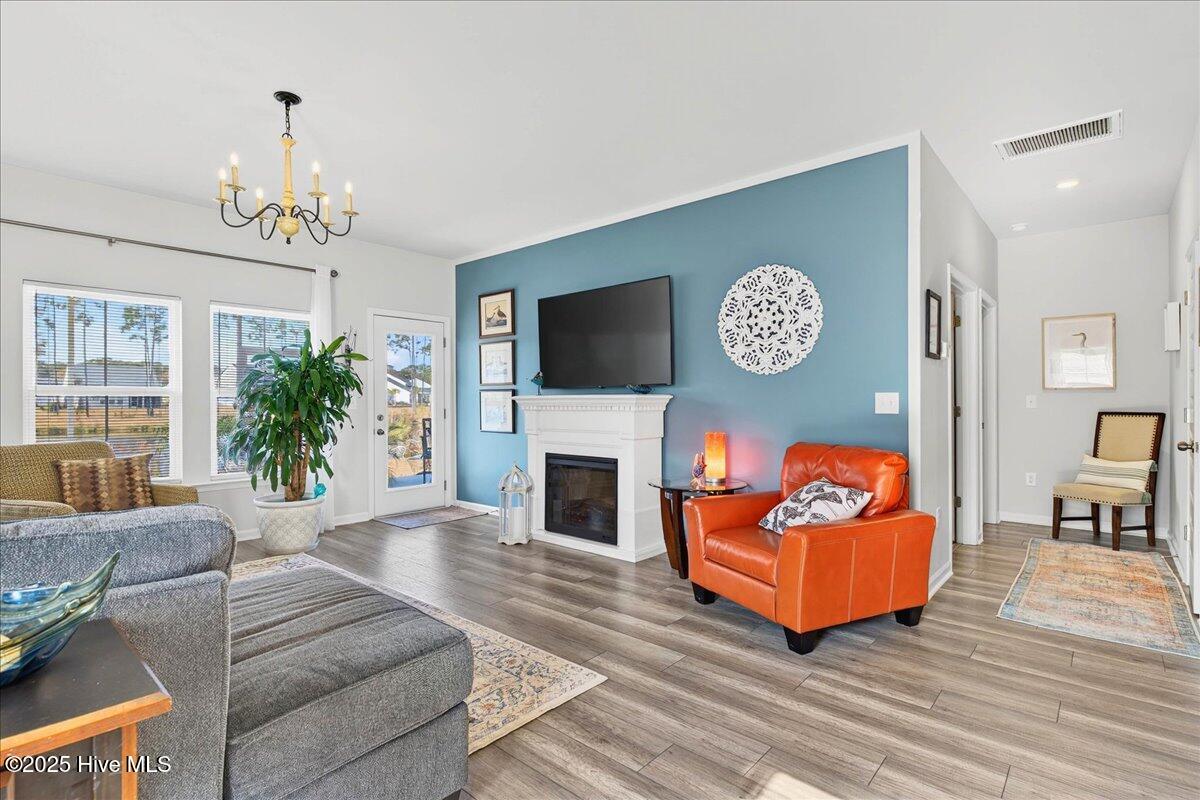 100542470 | Photo 14