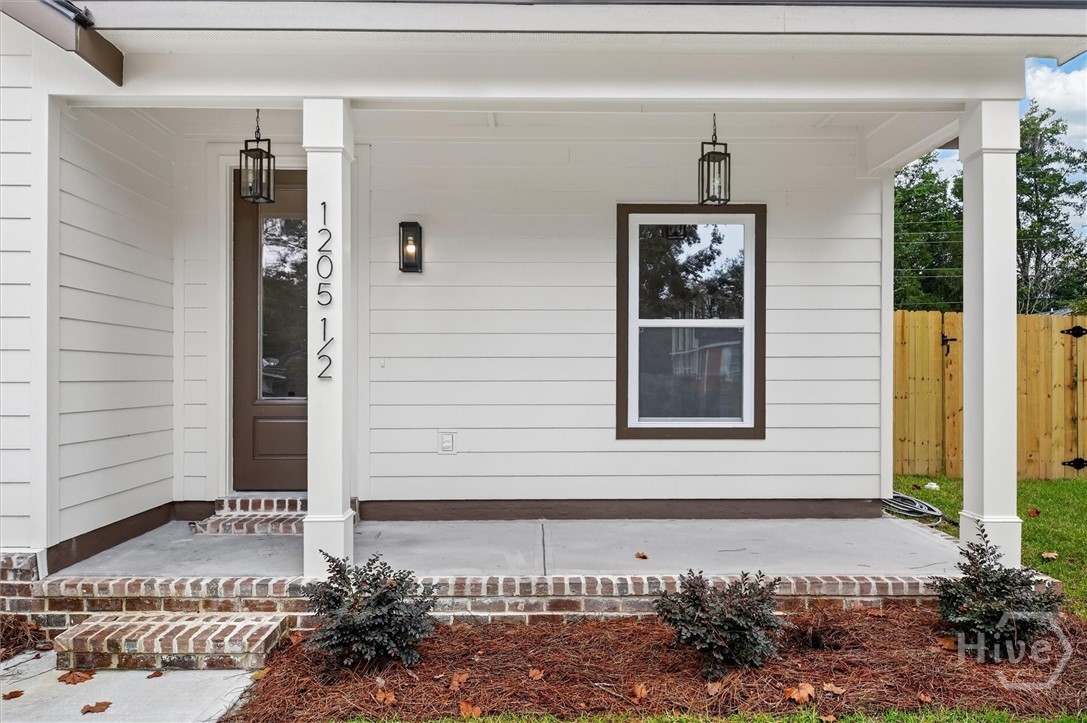Photo 4 of Single family home for sale at 1205 E 1/2 71st St, Savannah, GA 31404 | MLS# SA366161 | Listing updated on 2026-10-09