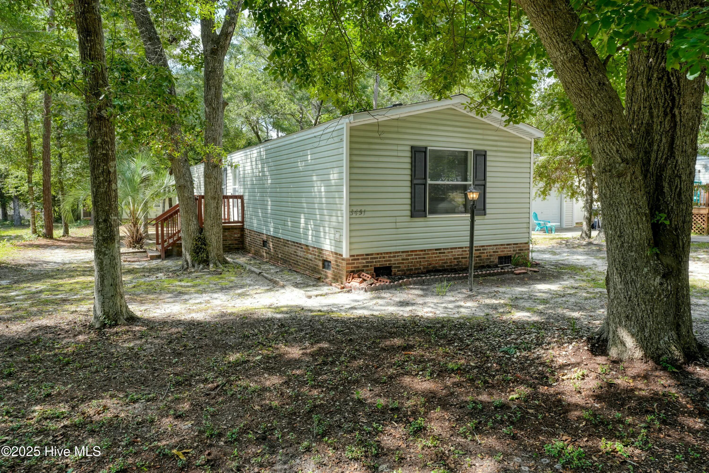 100548602 | Photo 17