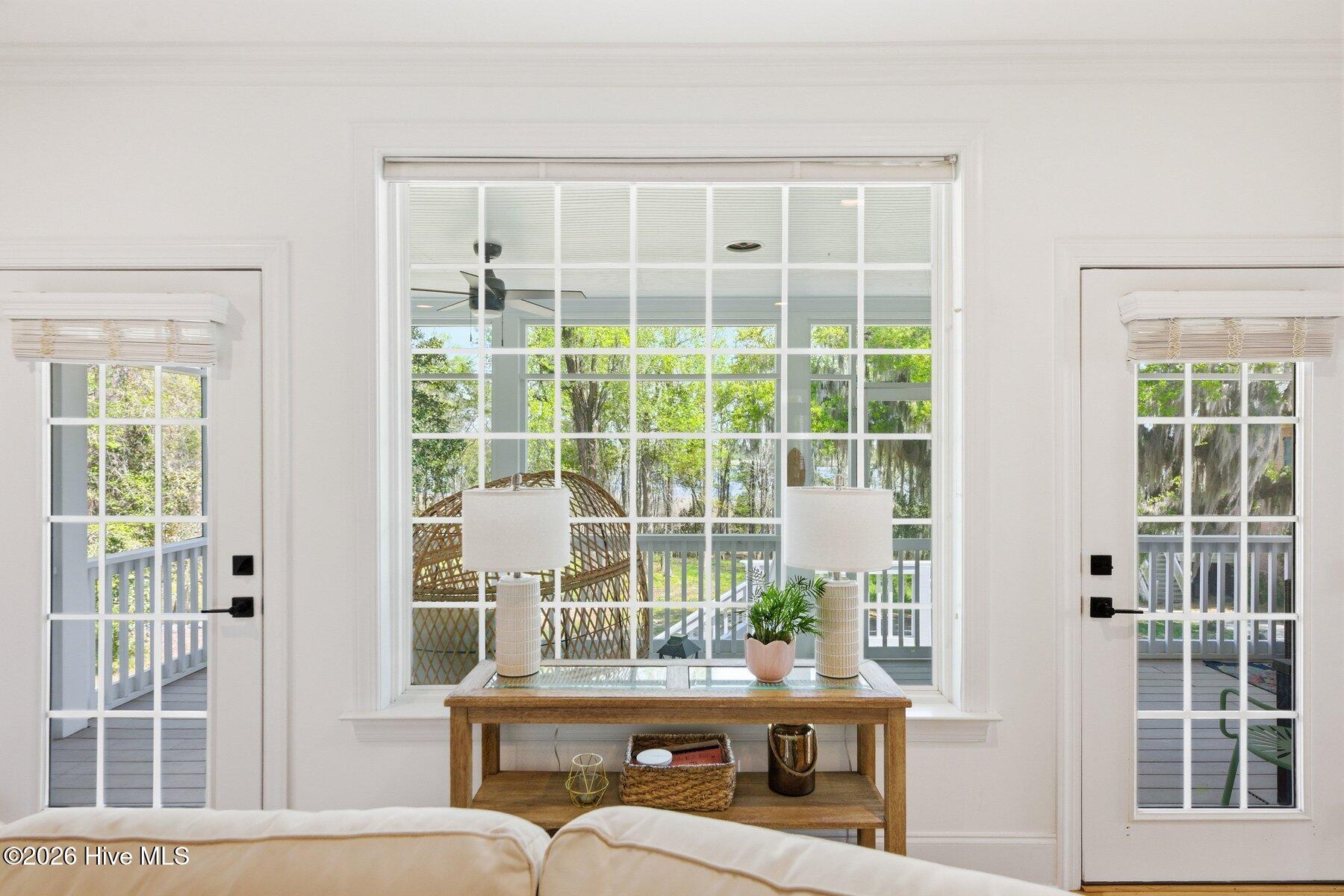 100564034 | Photo 12