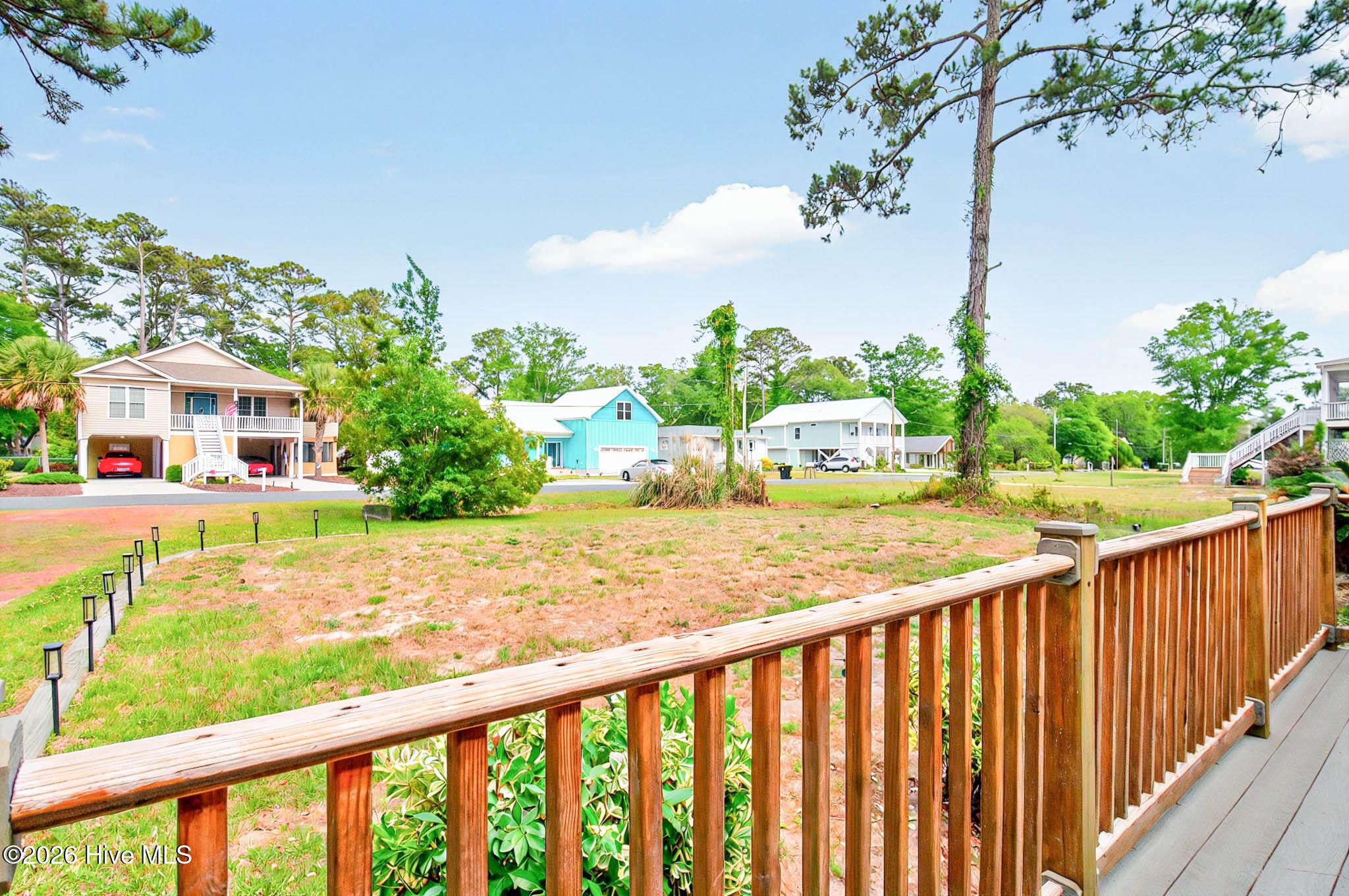 100556049 | Photo 15