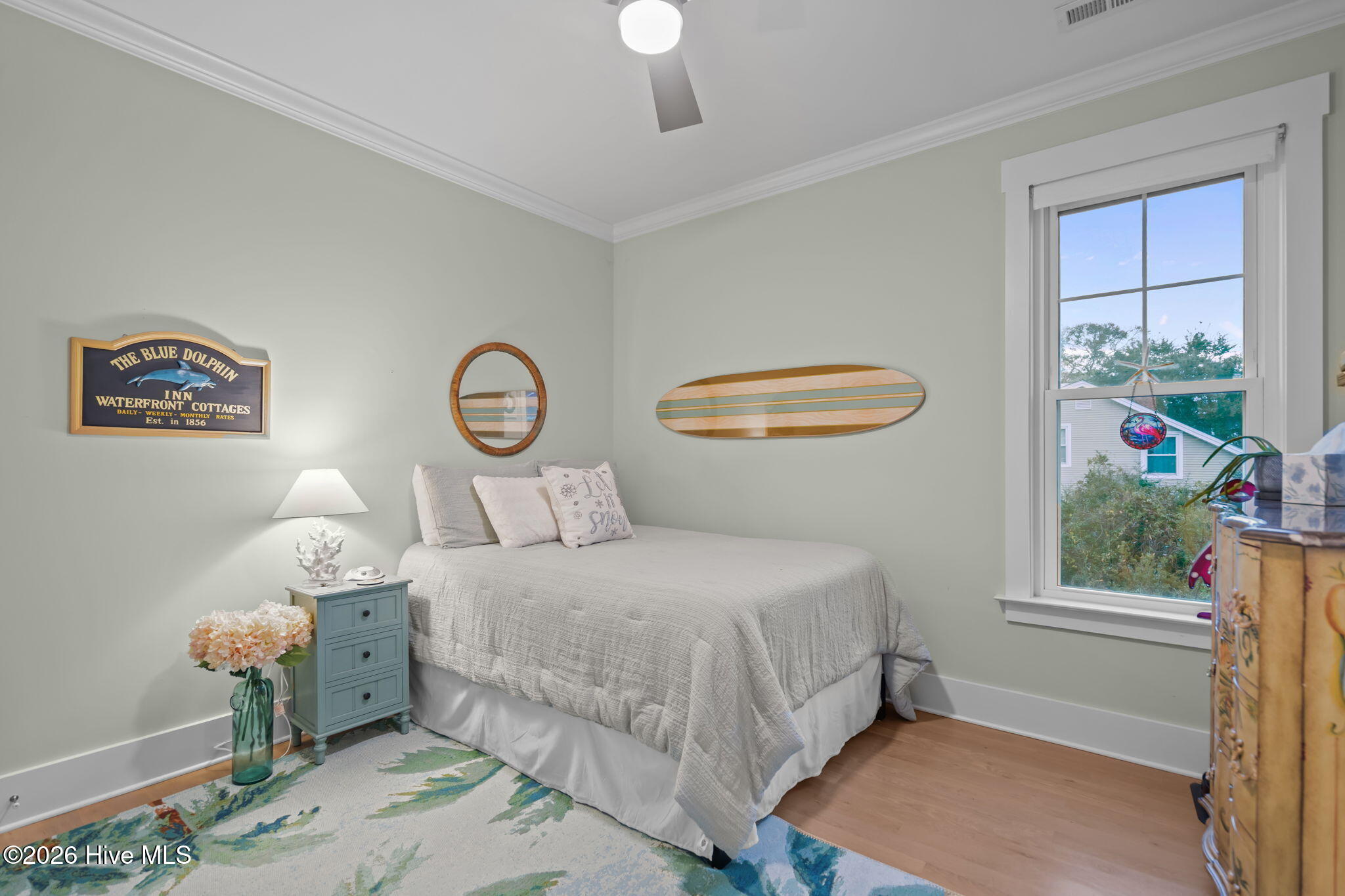 100549491 | Photo 24