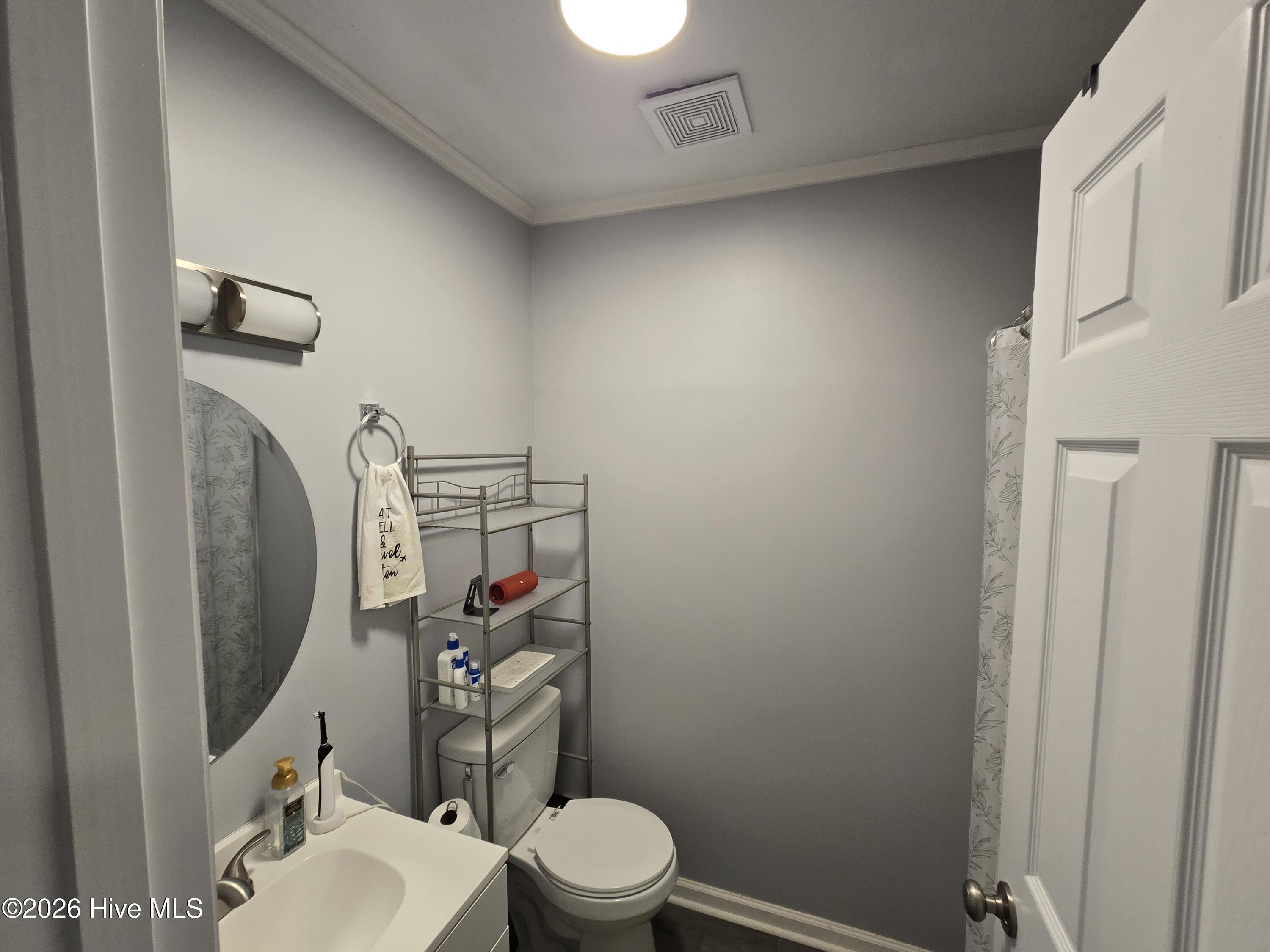 Undisclosed Address, Richlands, NC, 28574