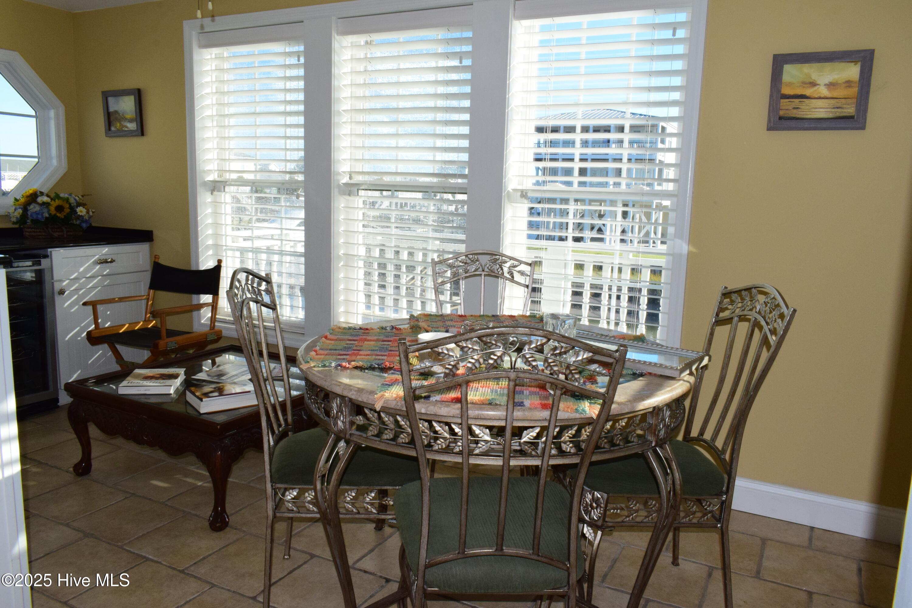 100545109 | Photo 22