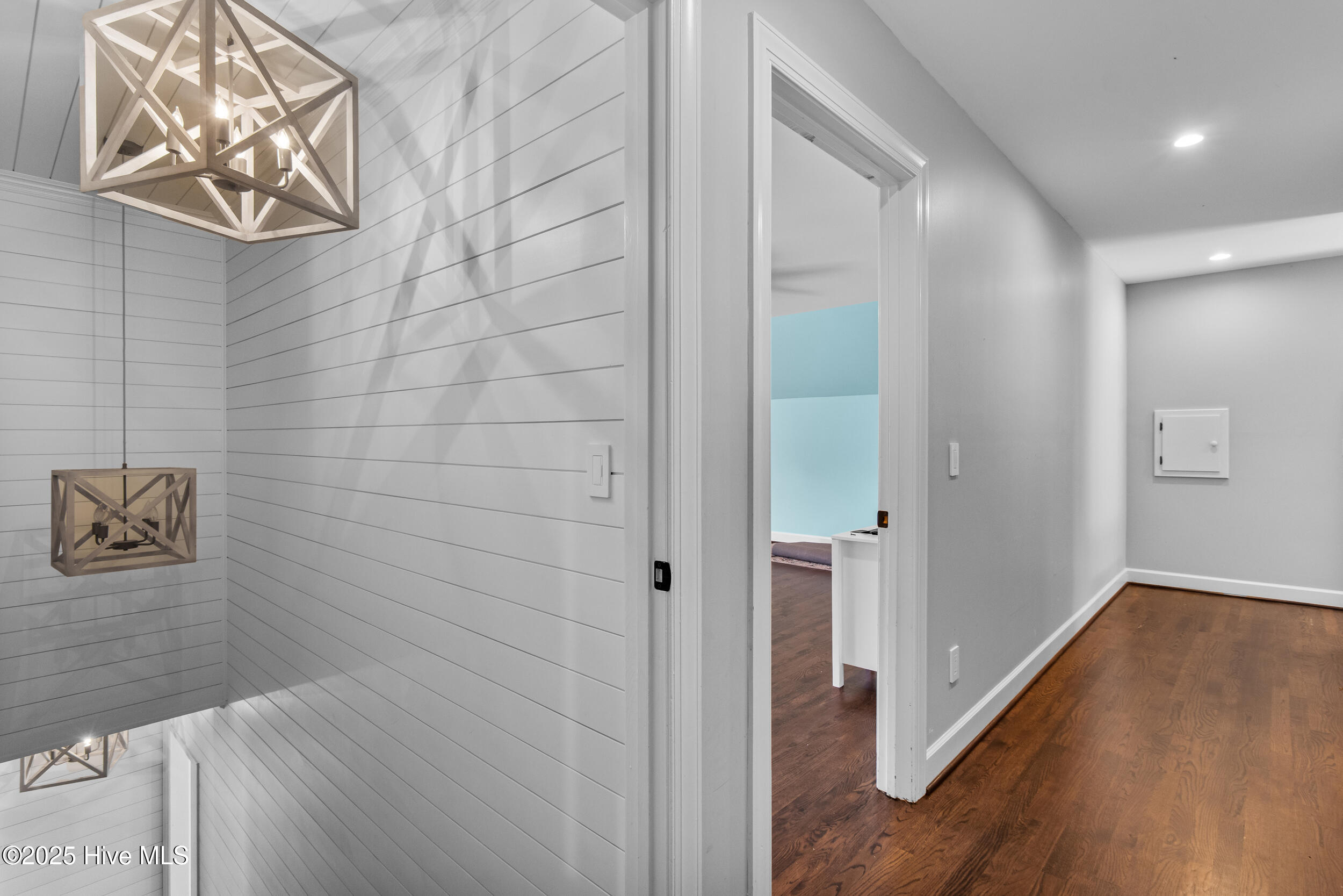 100538758 | Photo 34