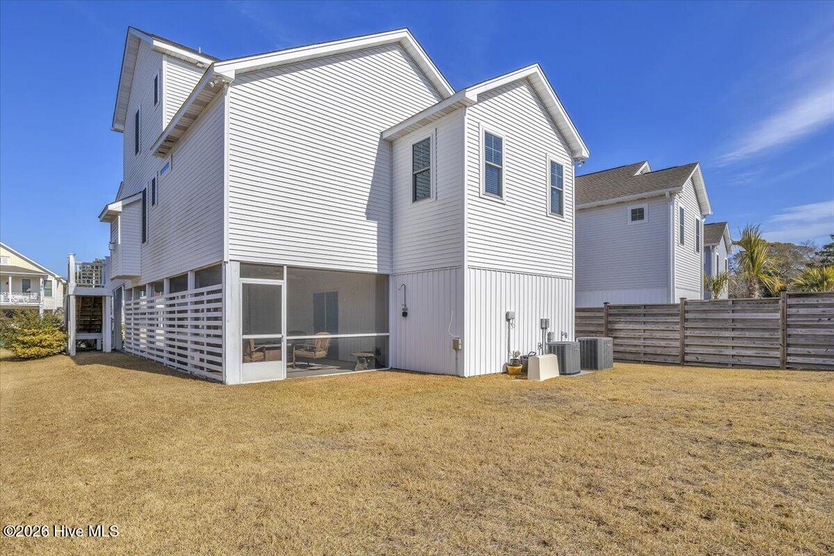 305 Ivy Lane, Carolina Beach, NC, 28428