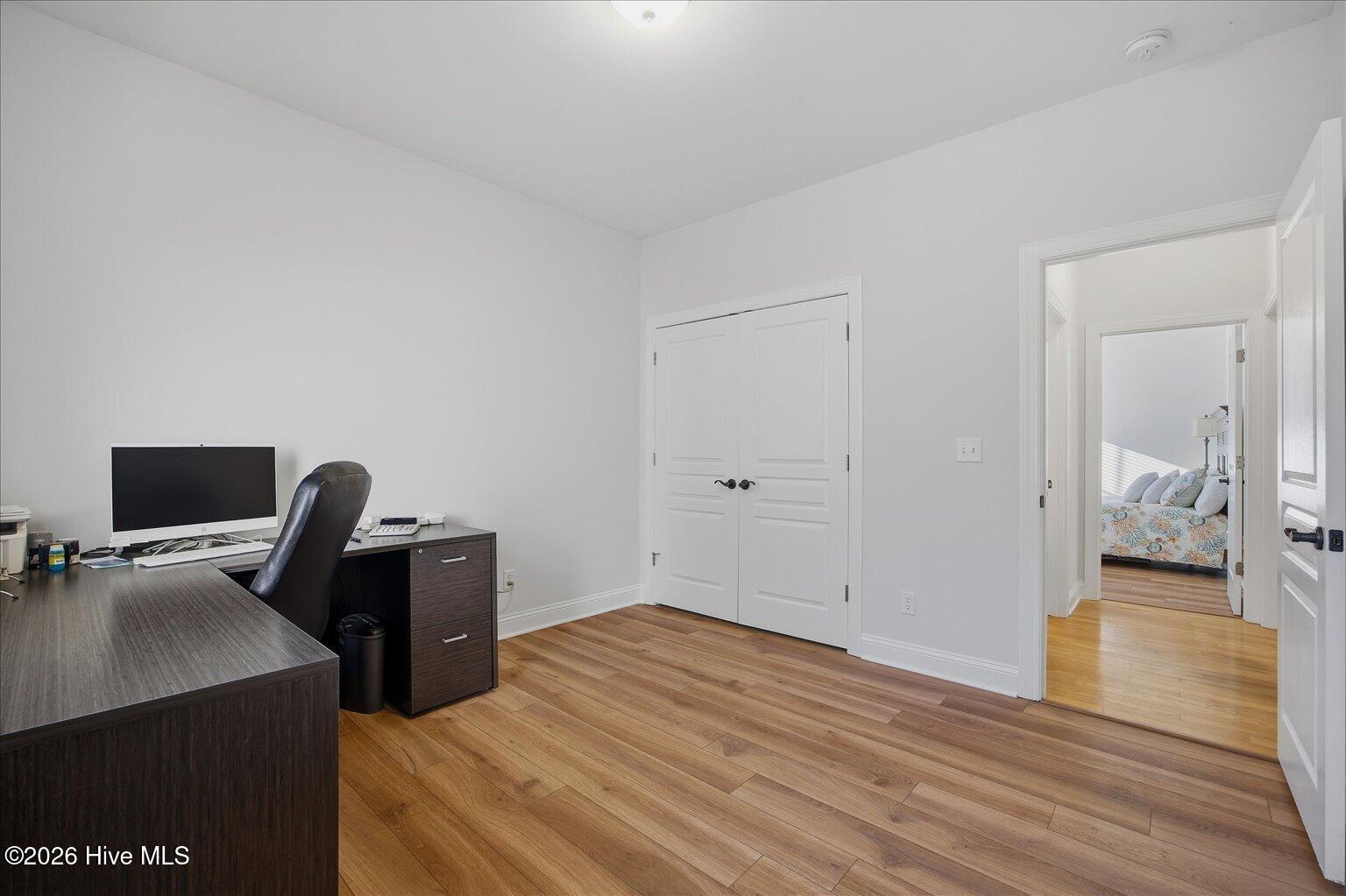 100550413 | Photo 41