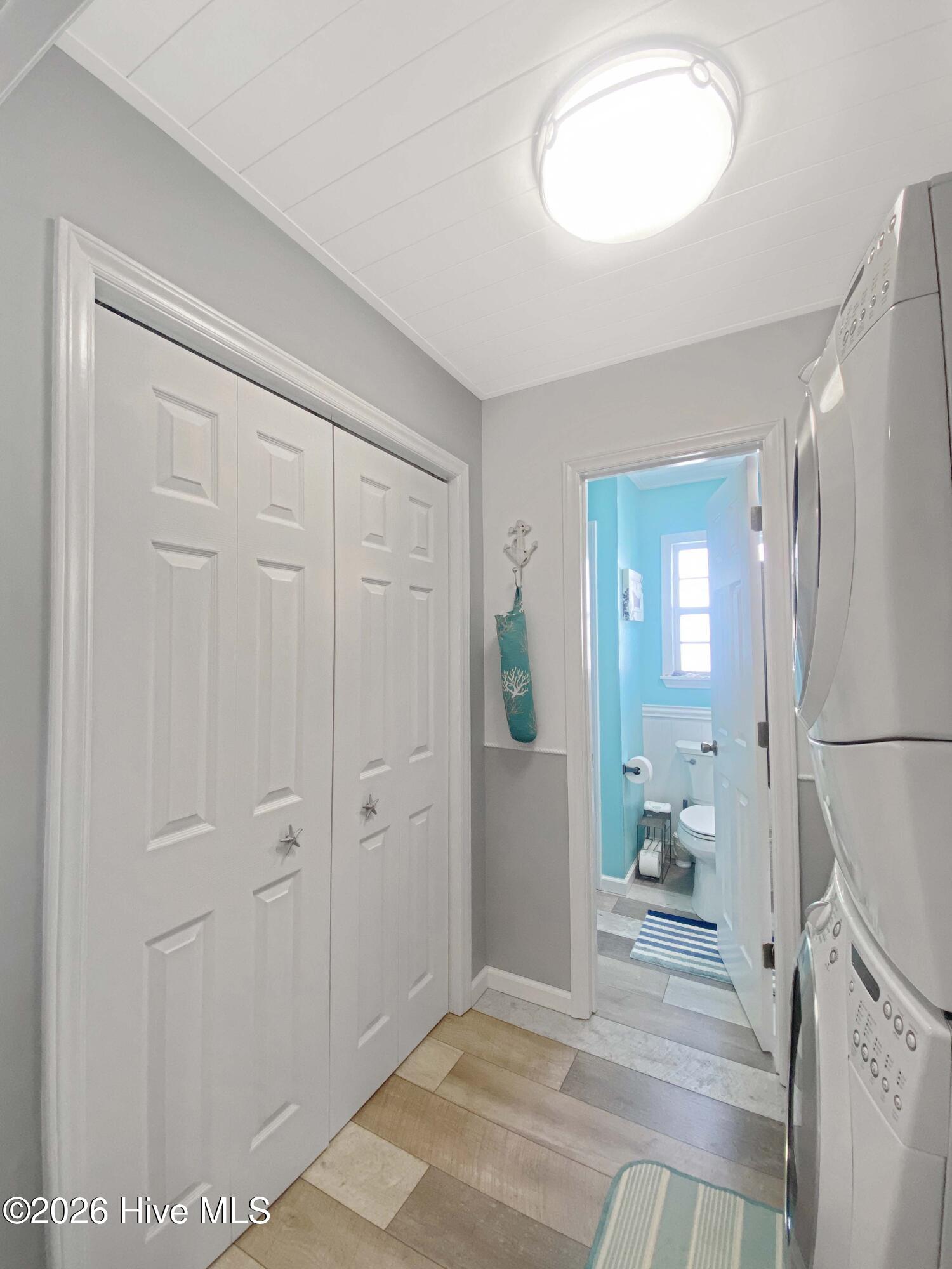 100557408 | Photo 13