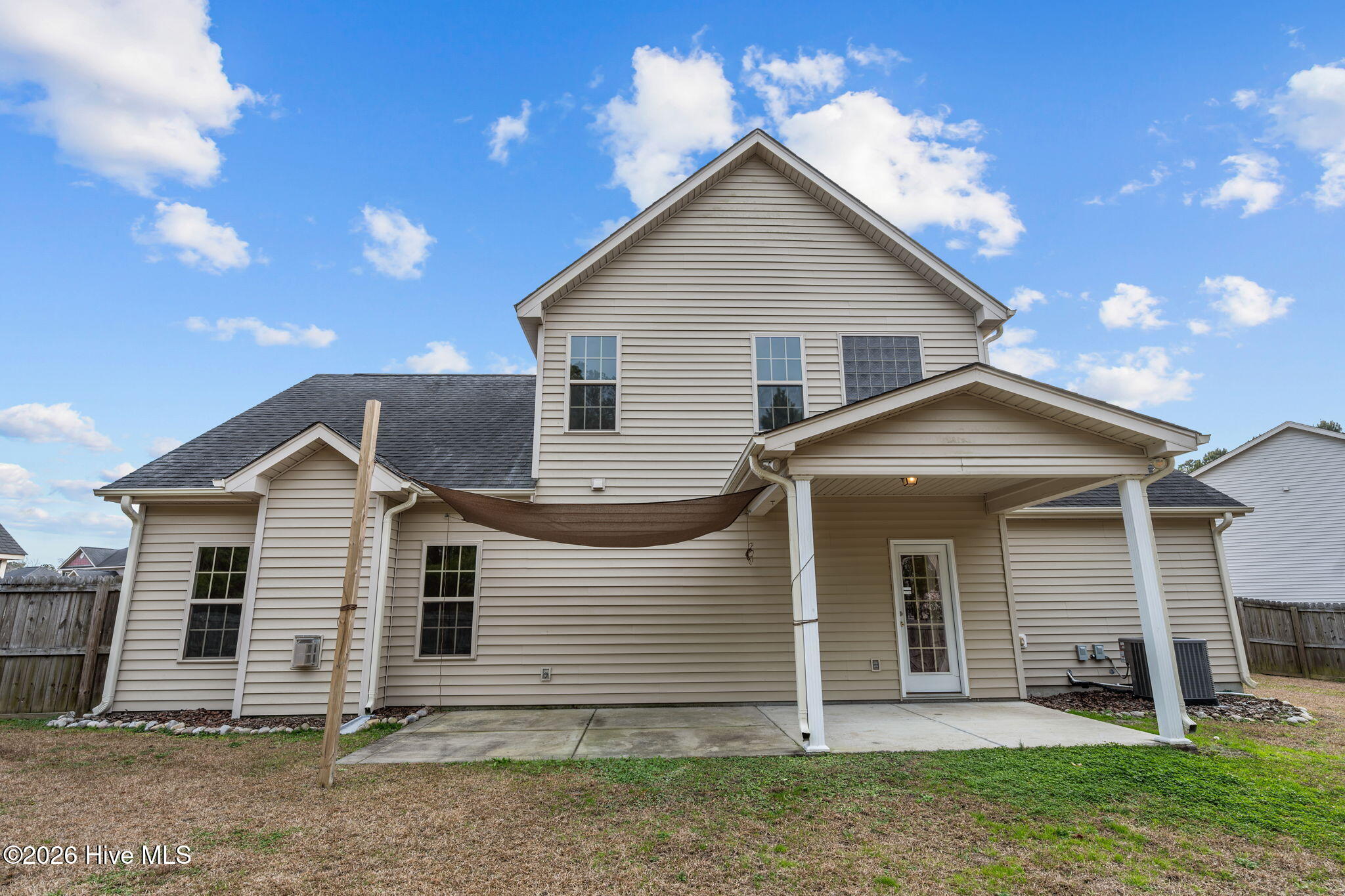 100549428 | Photo 29