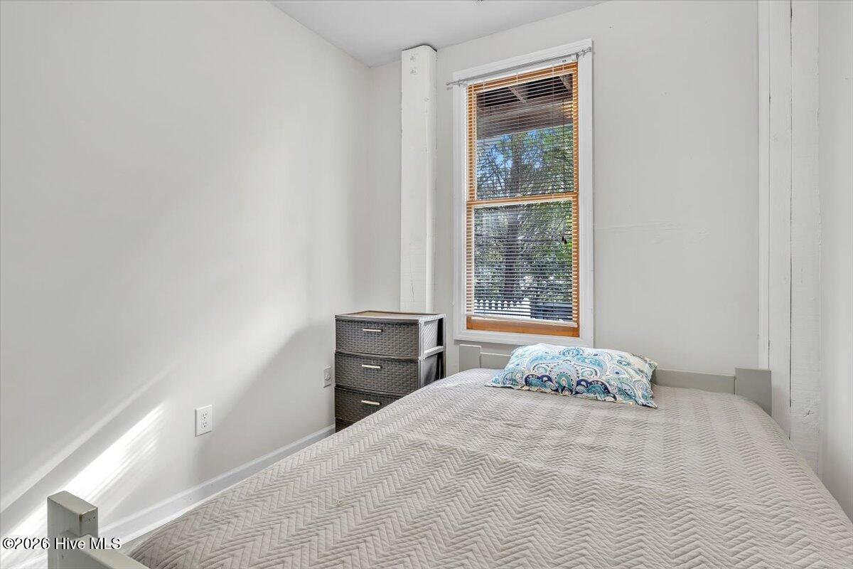 100539108 | Photo 44