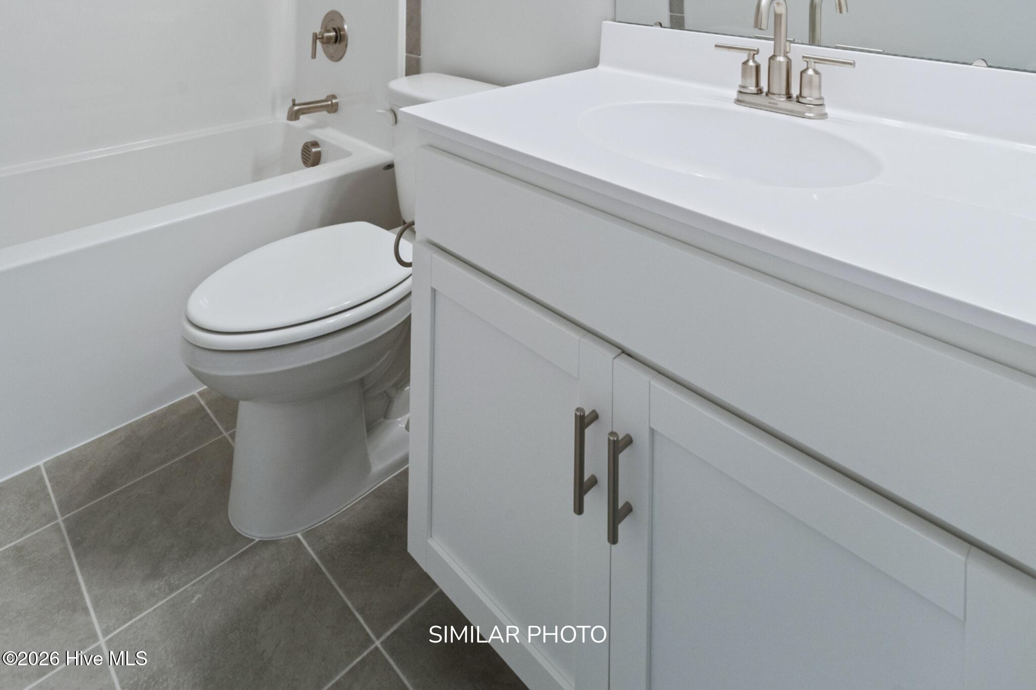 100563088 | Photo 34