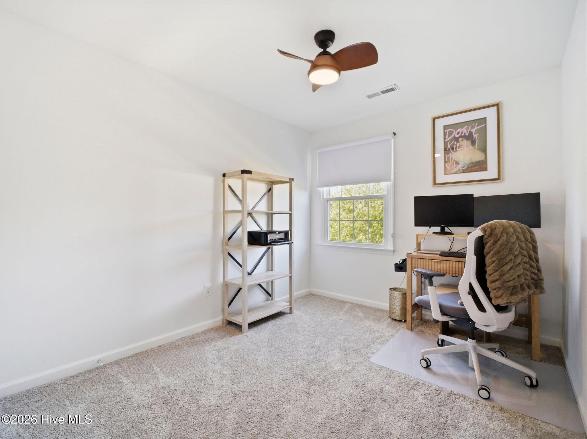 100568966 | Photo 48