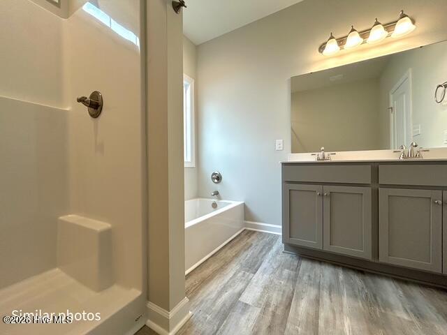 100541813 | Photo 13