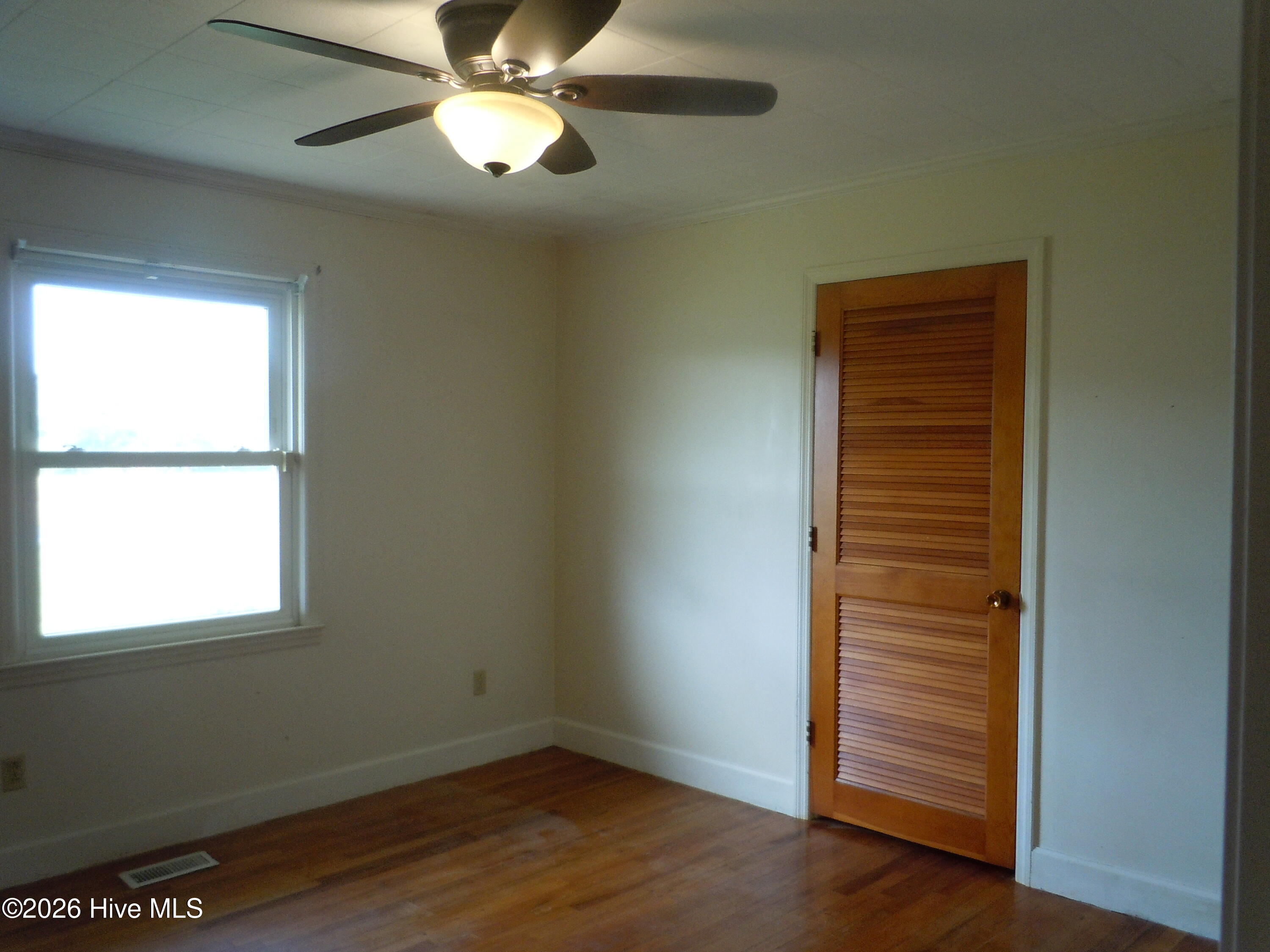 100565752 | Photo 20