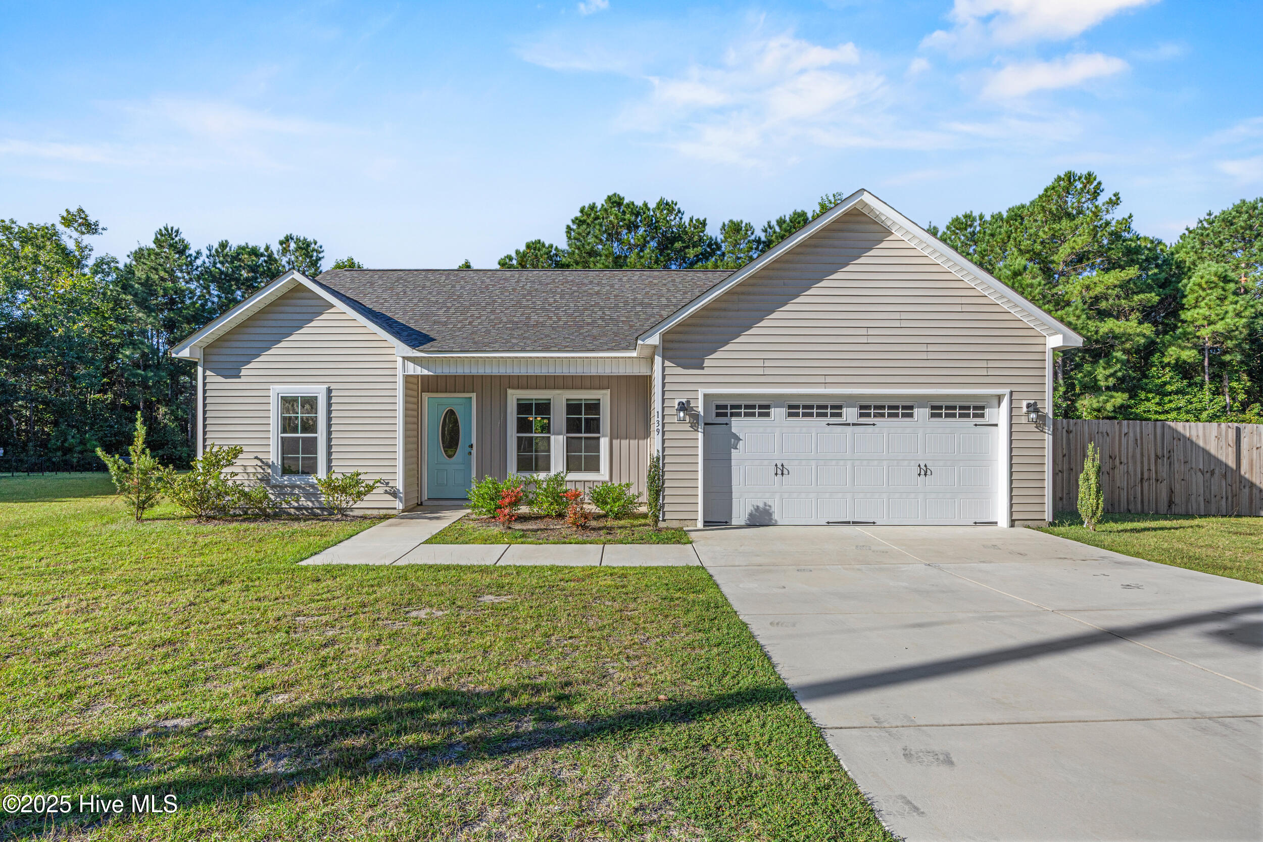 100531744 | Photo 41