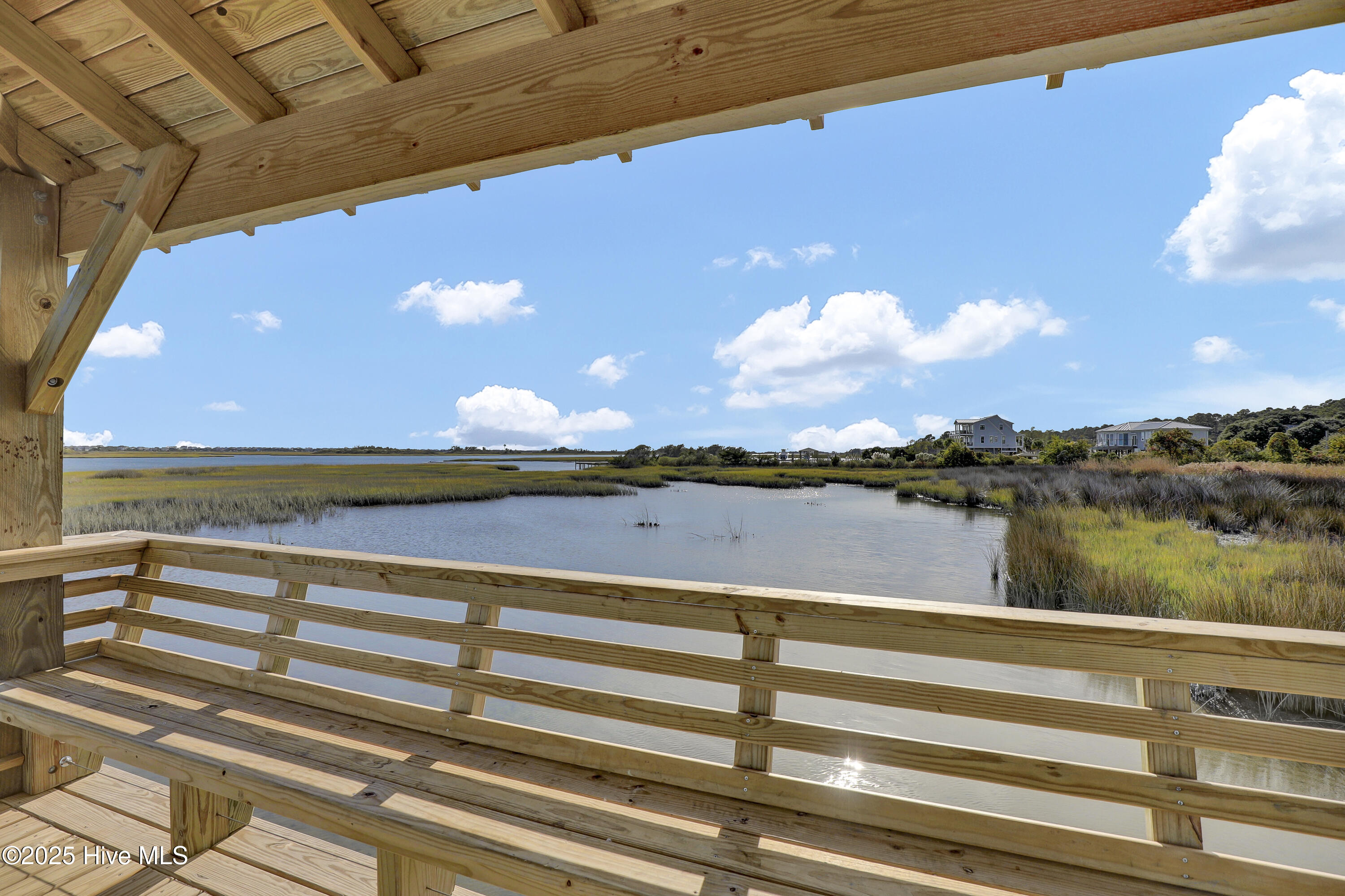 100539864 | Photo 31