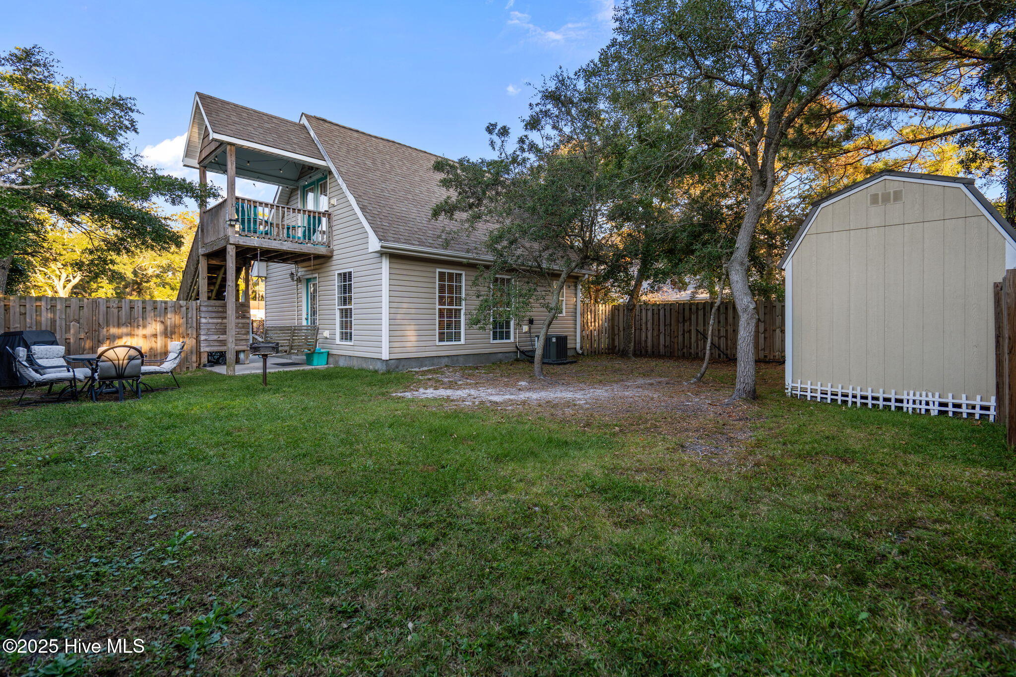 100537146 | Photo 55