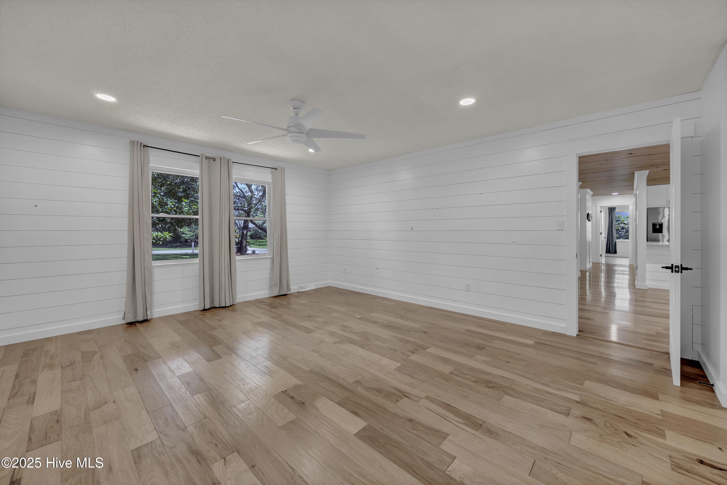 611 Harper Avenue, Carolina Beach, NC 28428 – photo 15: IMG_0192