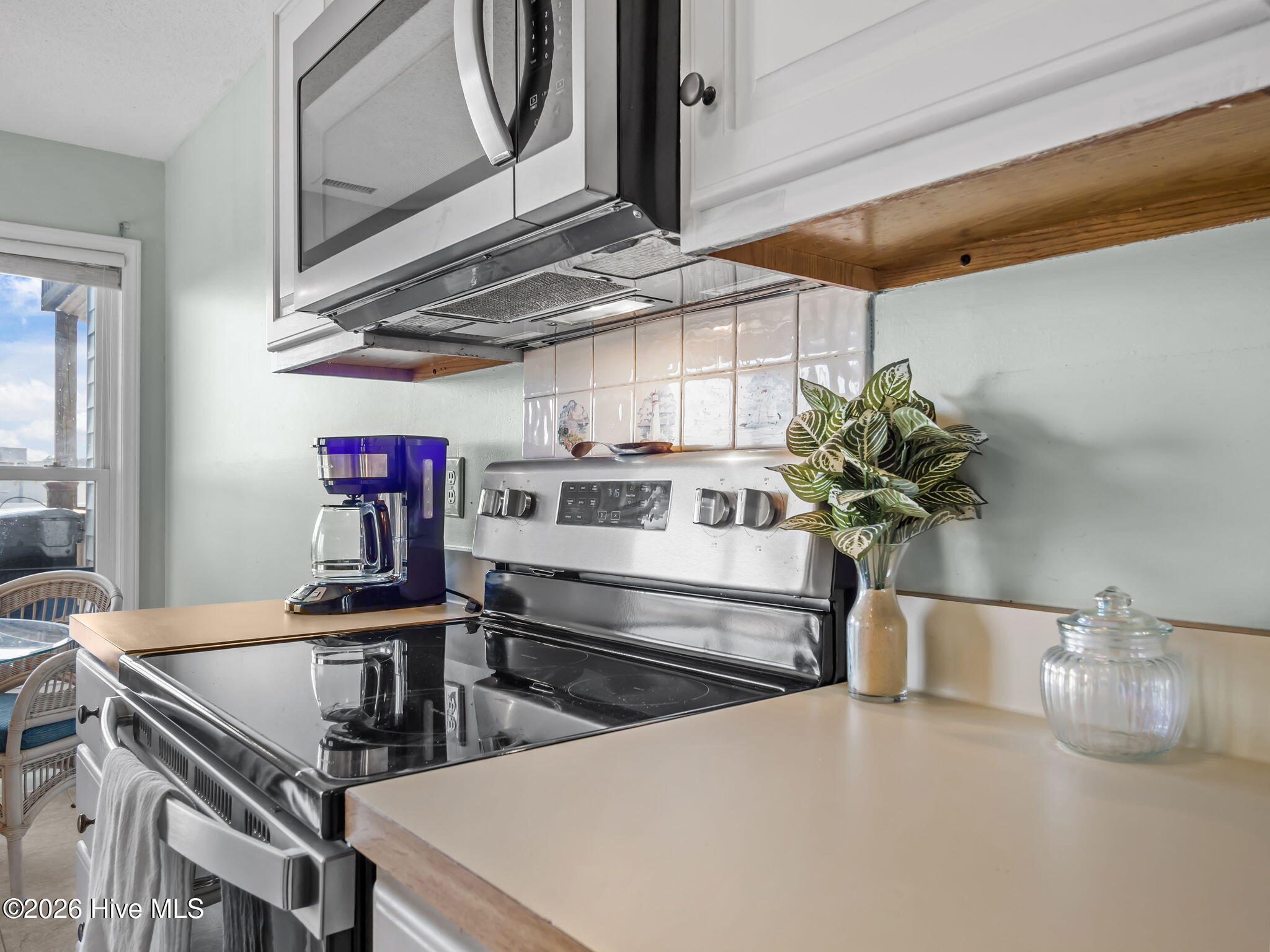 100554527 | Photo 14