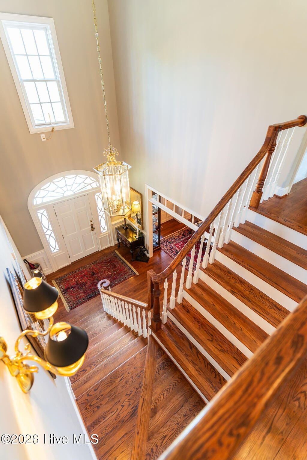 100564418 | Photo 30