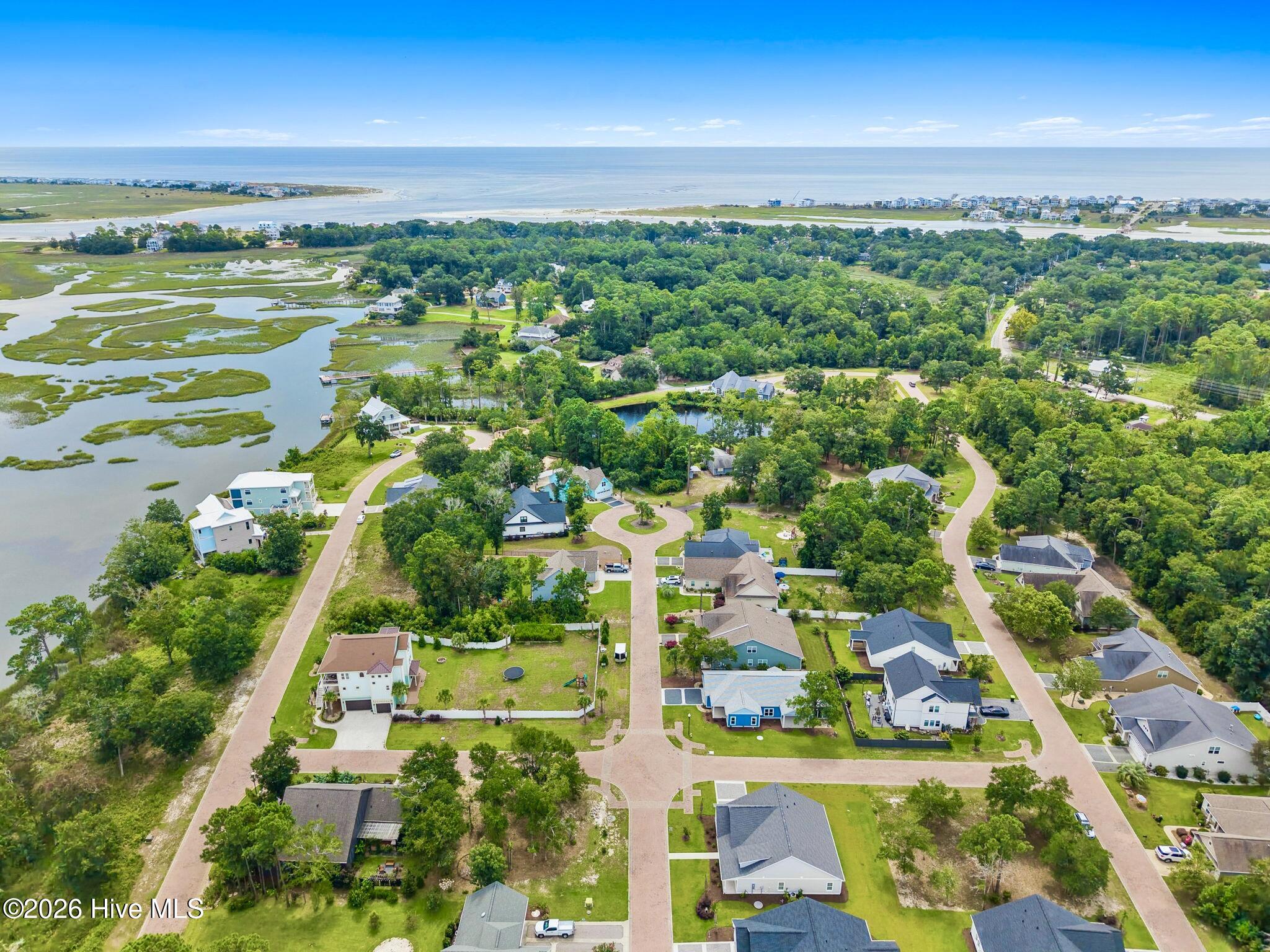 100530218 | Photo 47