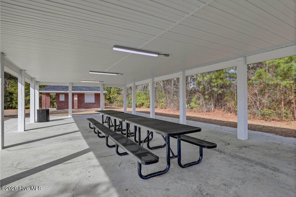 100565663 | Photo 53