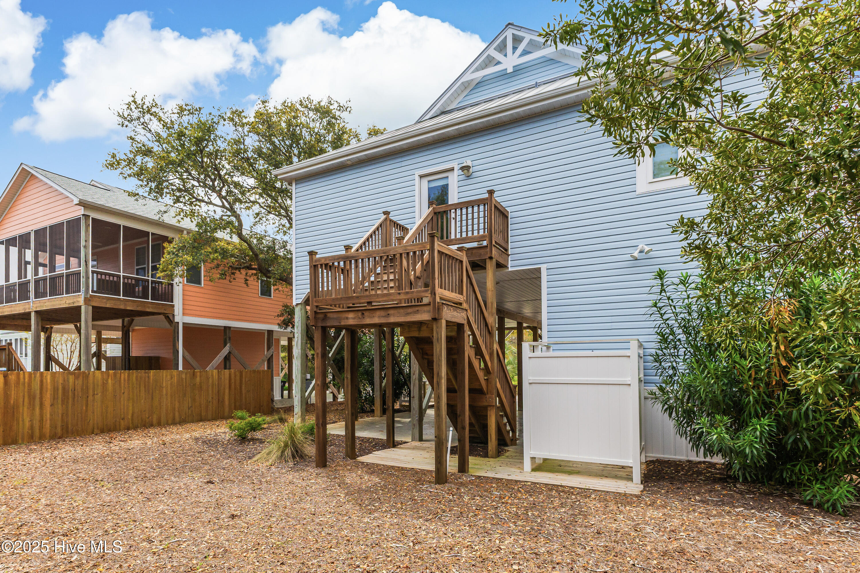 100500117 | Photo 36