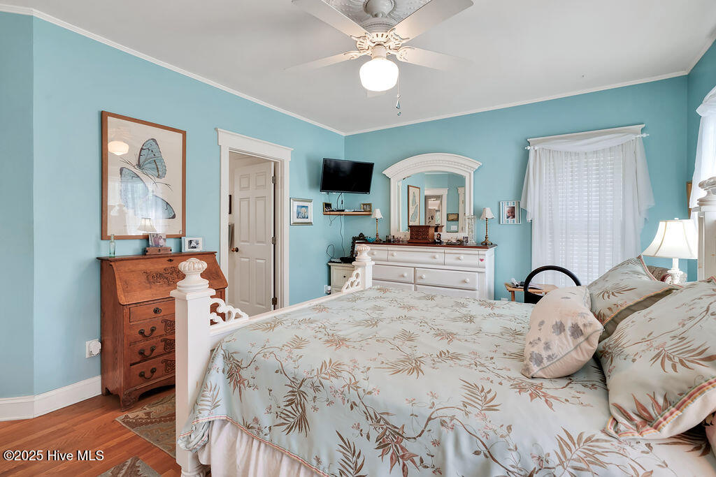 100533114 | Photo 18