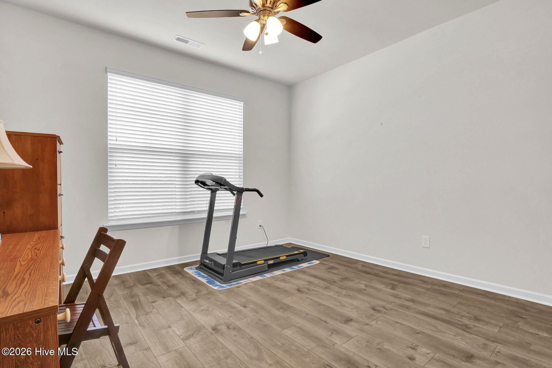 100556817 | Photo 14