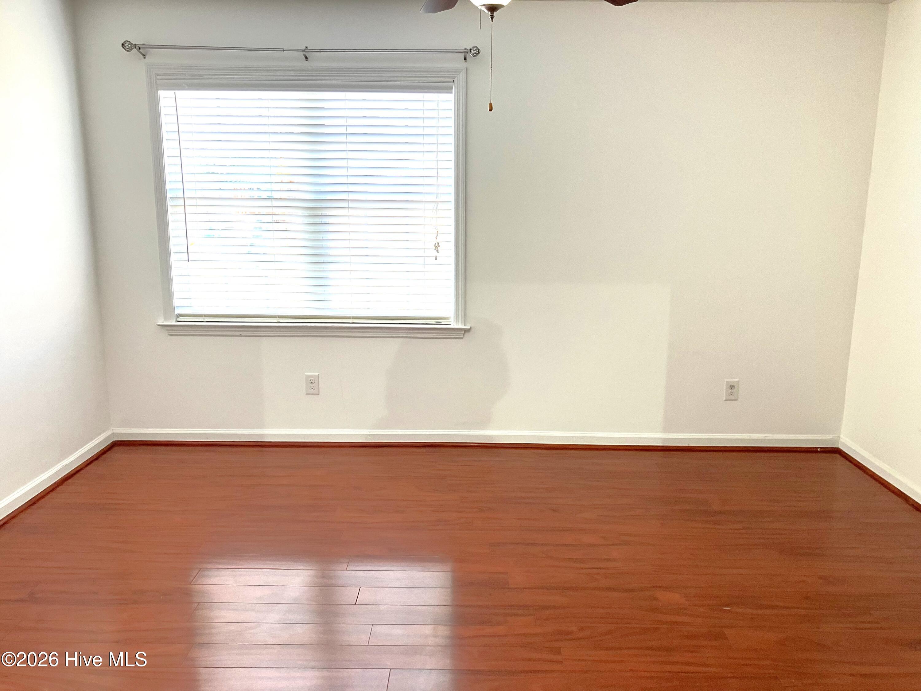 100550240 | Photo 13