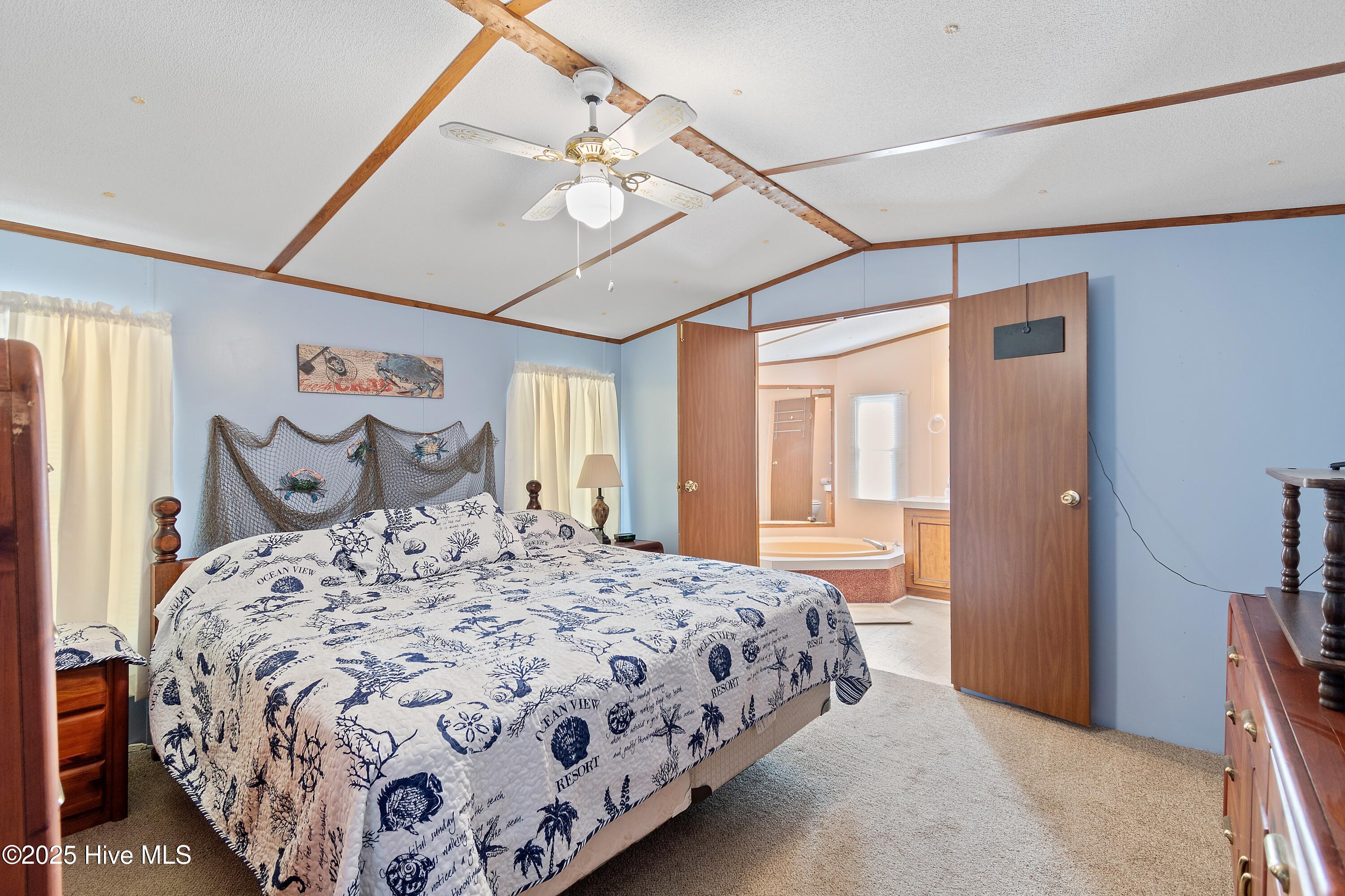 100543212 | Photo 21