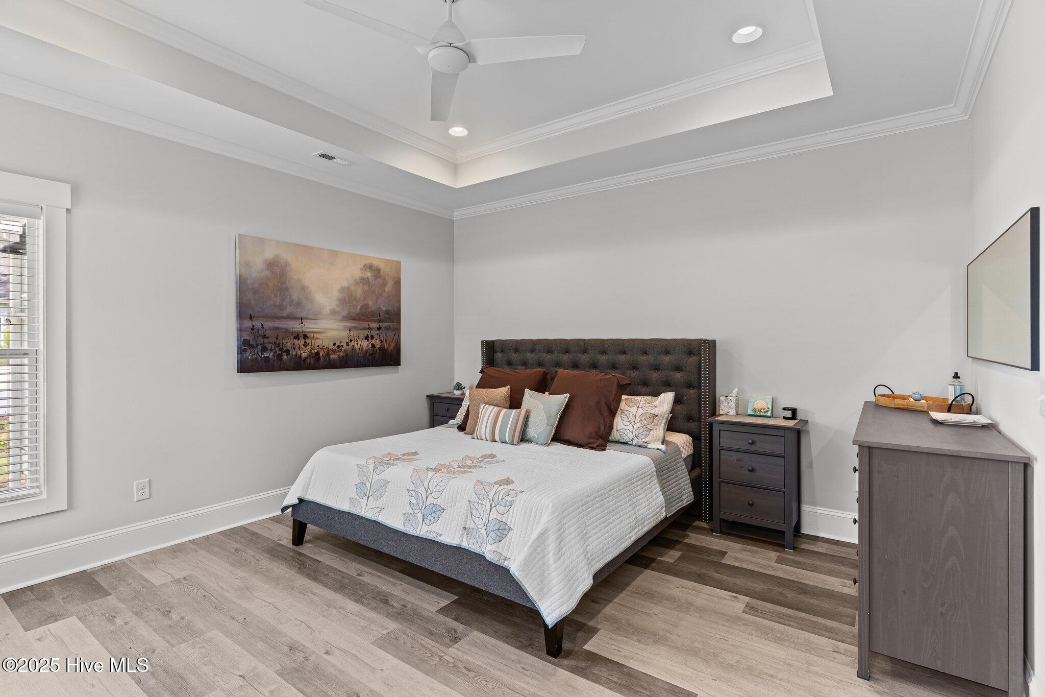 100517876 | Photo 31