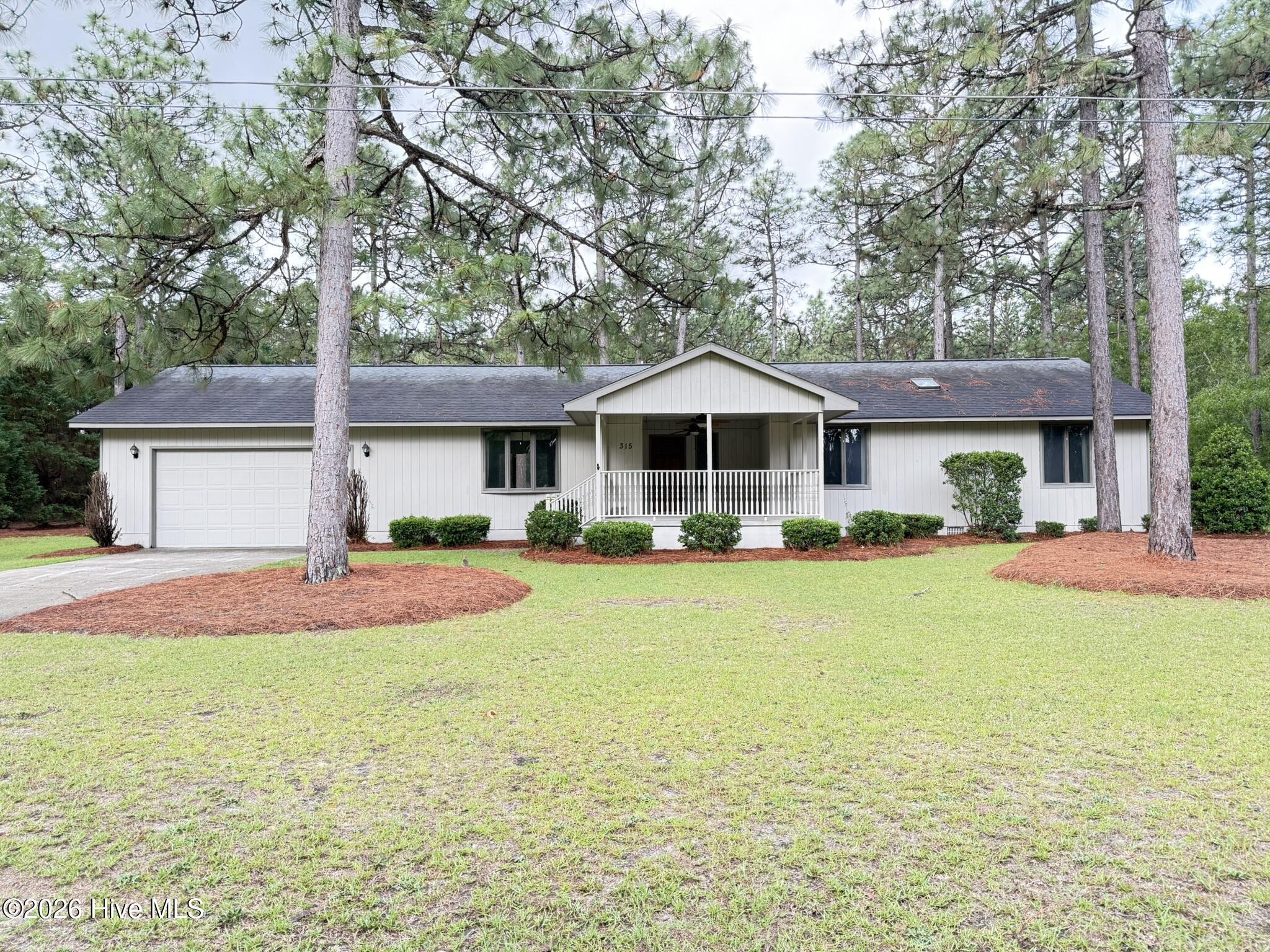 Featured Listings Featured Listings