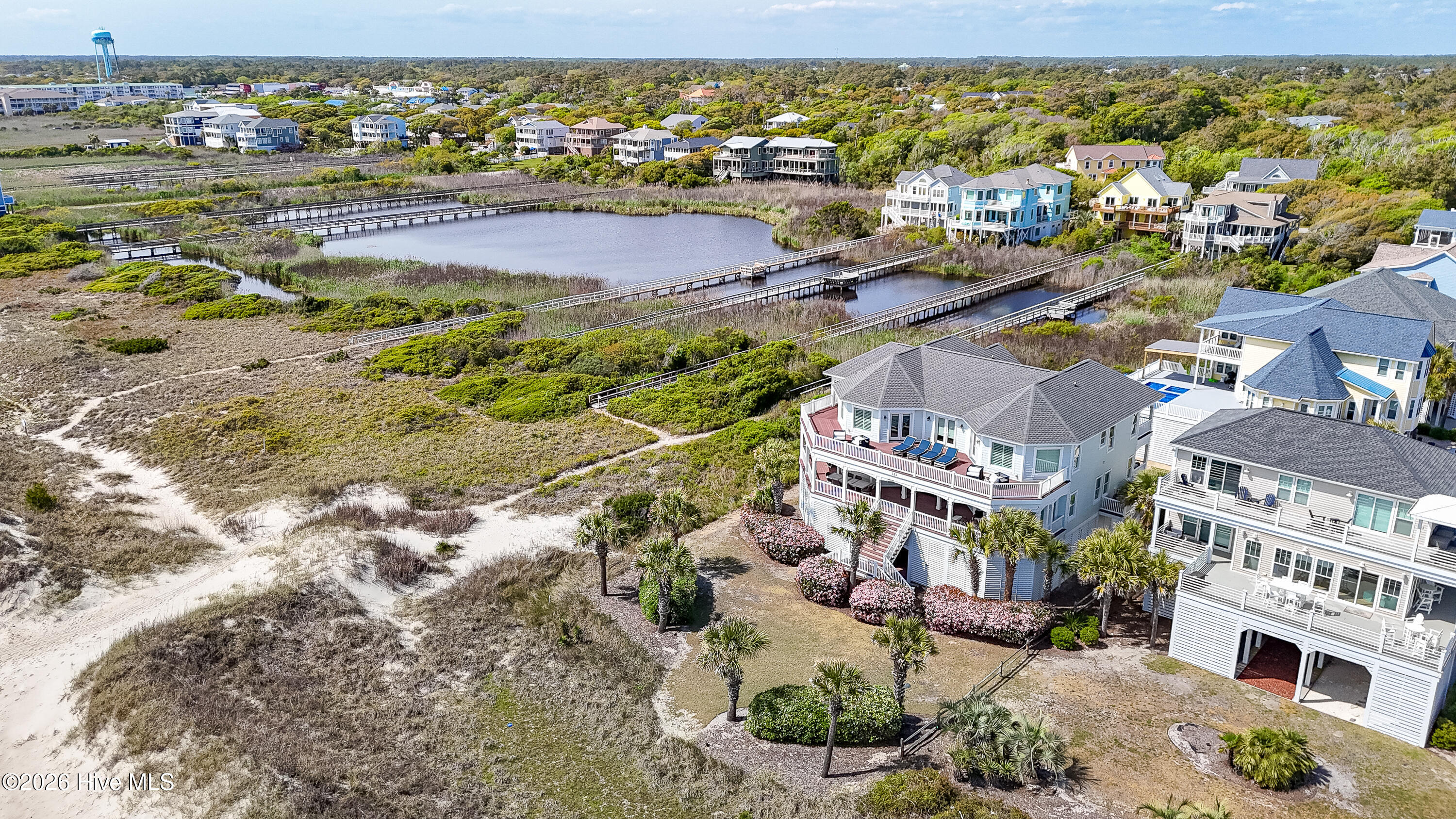 100567897 | Photo 95