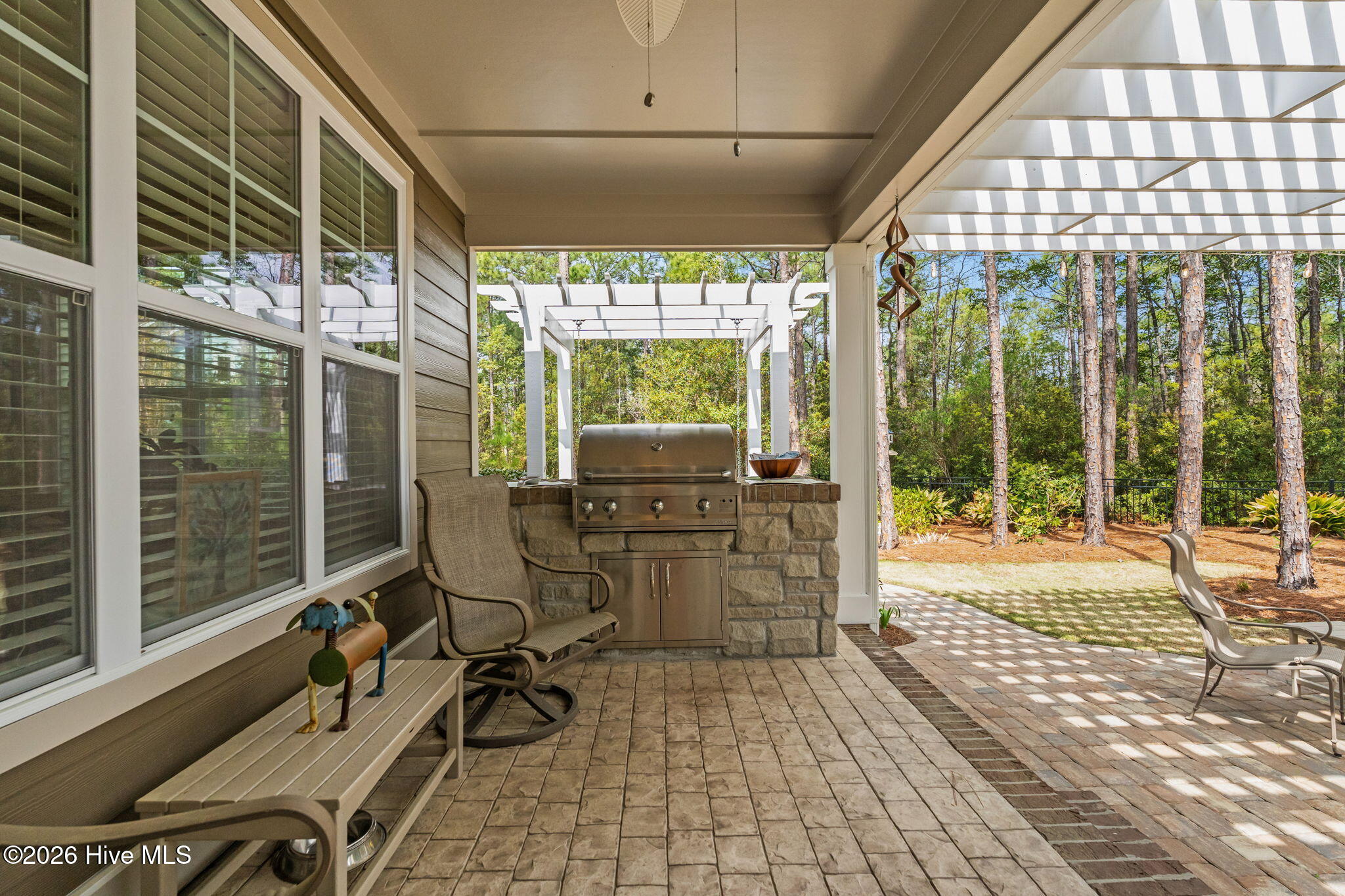 100566382 | Photo 55