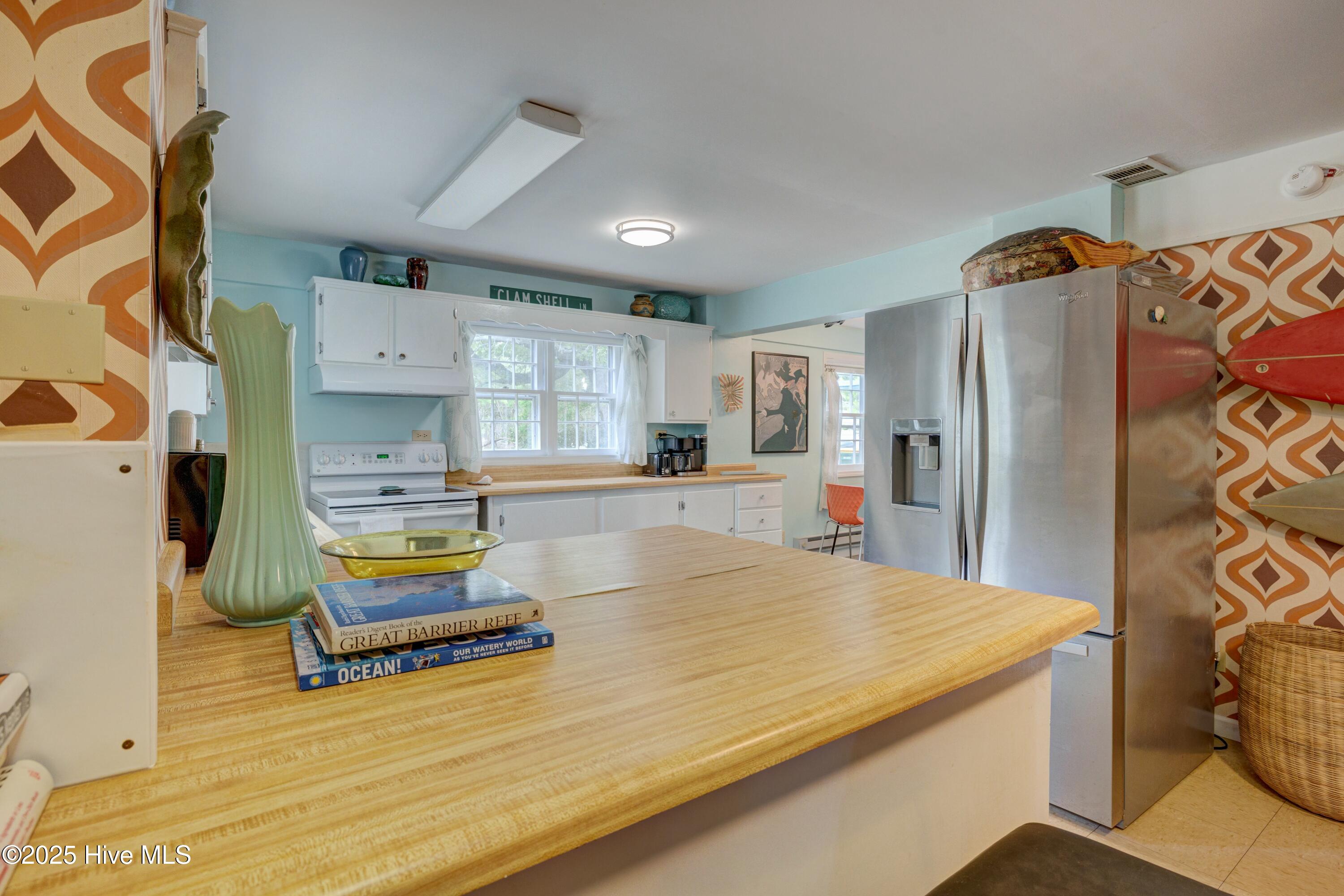 100501642 | Photo 46