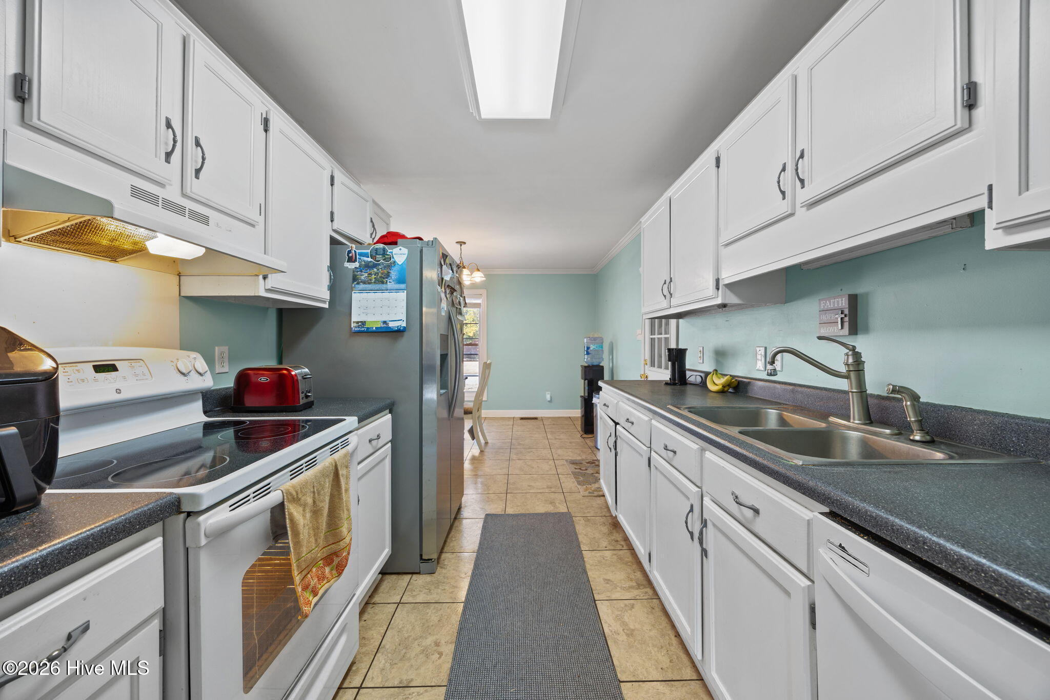 100553849 | Photo 15