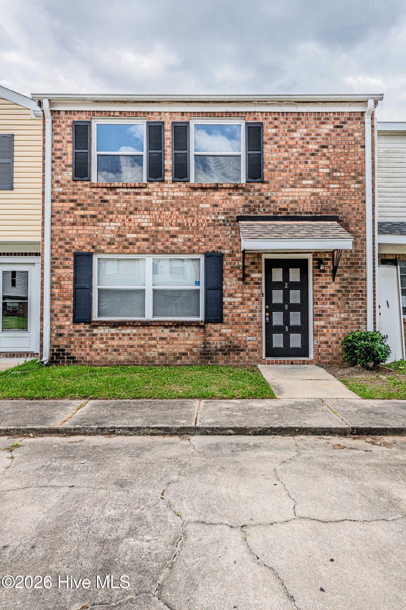 209 Myrtlewood Circle image