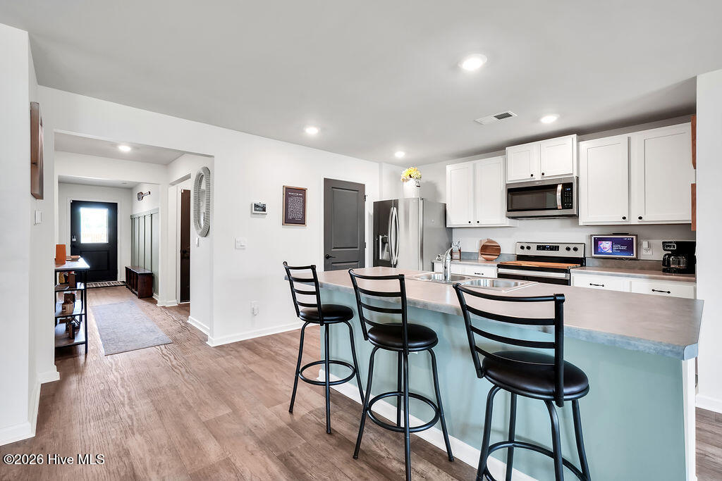 100569698 | Photo 13