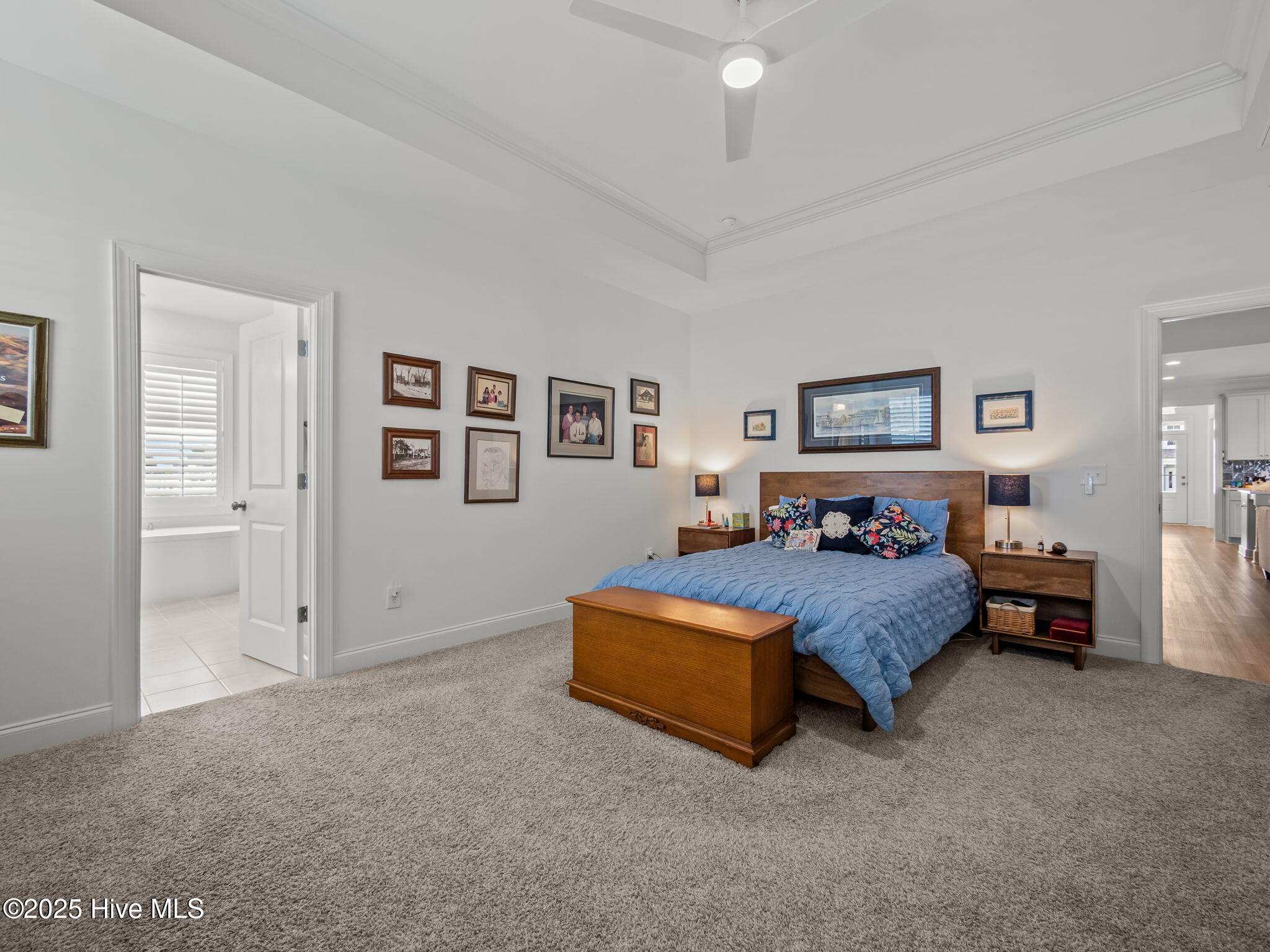 100528285 | Photo 18