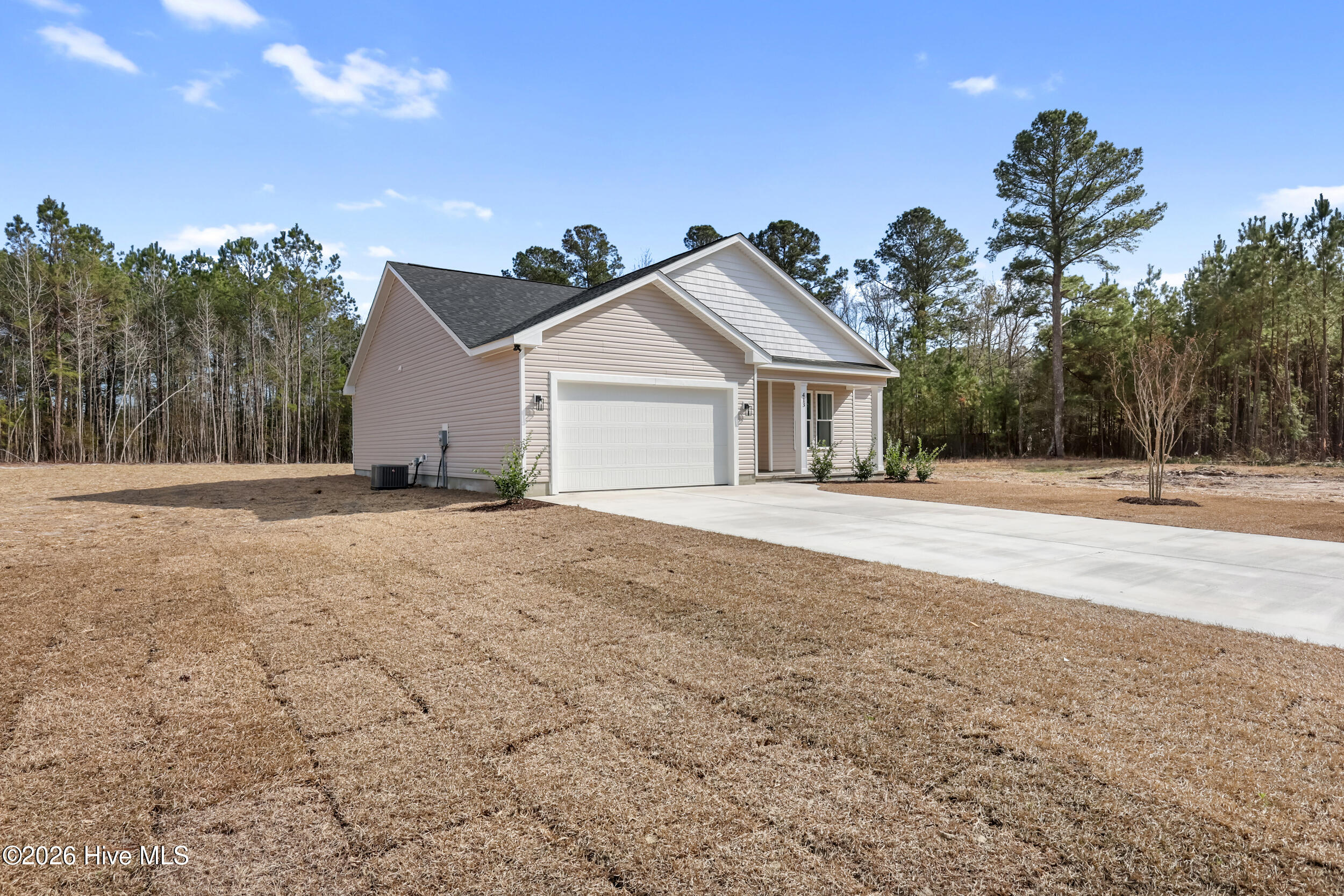 100558641 | Photo 38