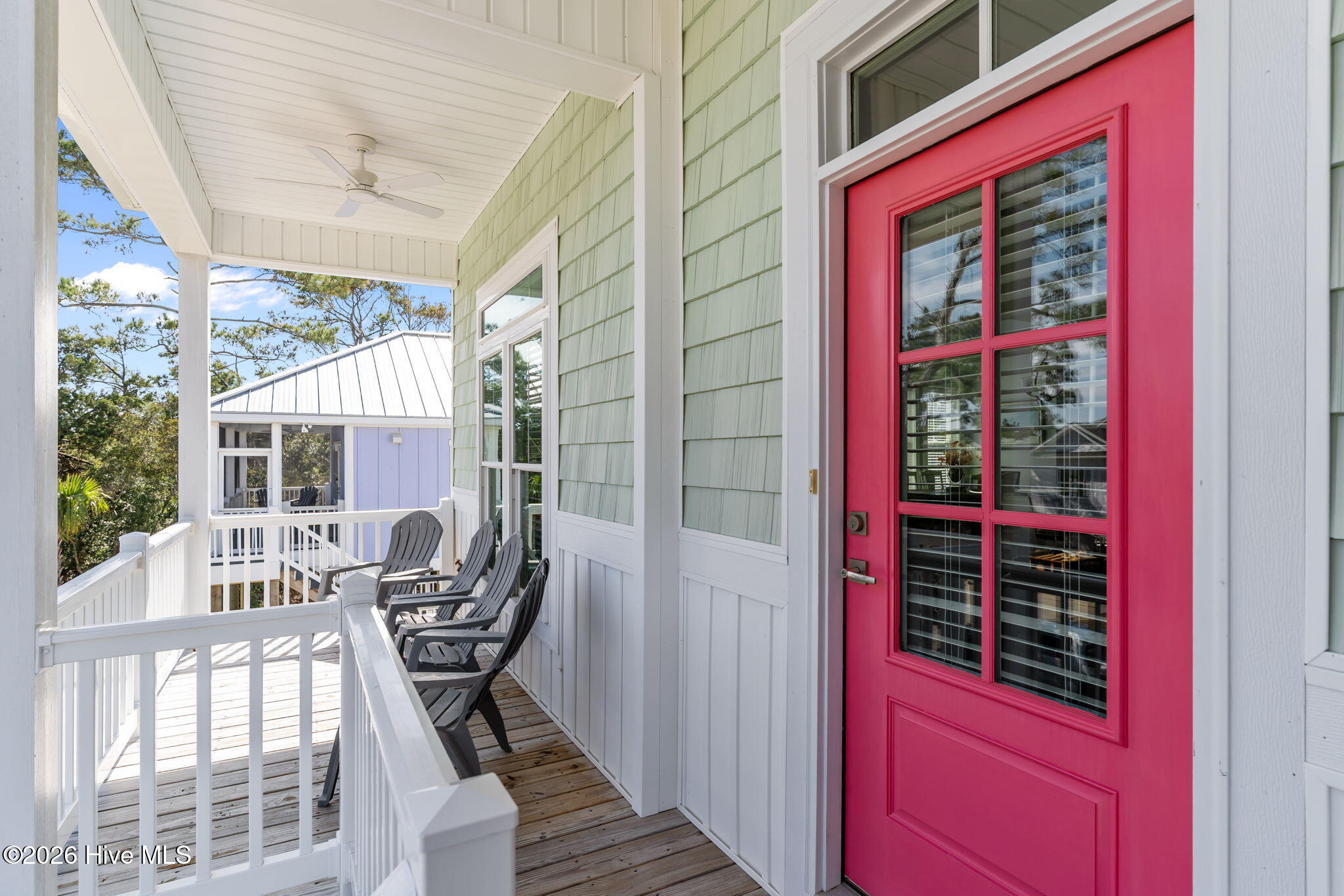 100562784 | Photo 49