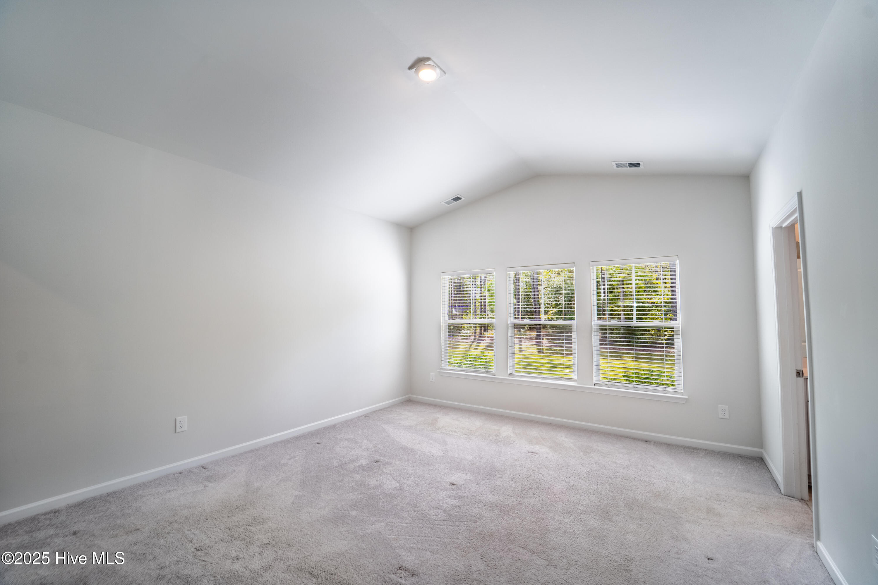 100515314 | Photo 20